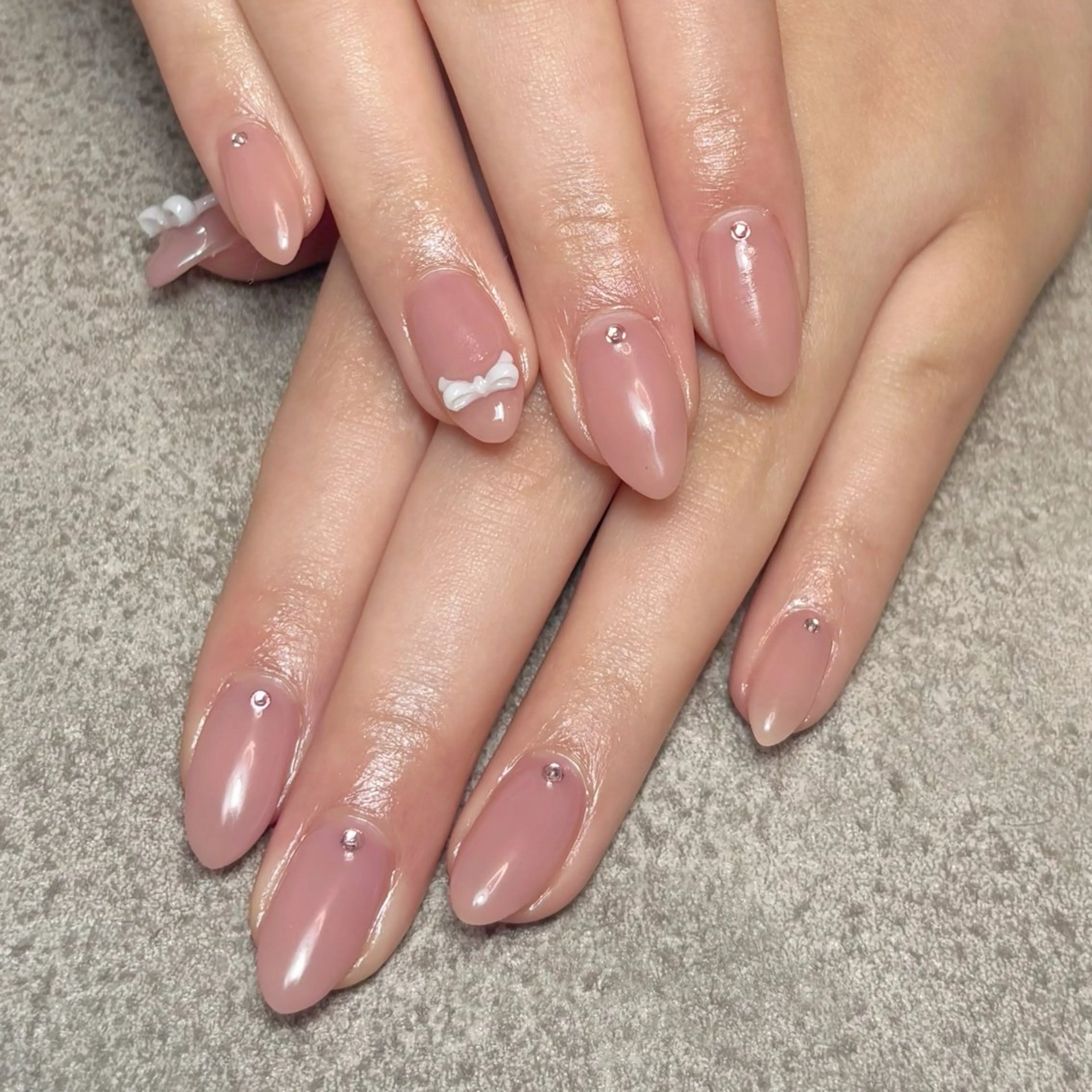 ネイル ハンドネイル nailroom DIASOMNIAのネイルデザイン