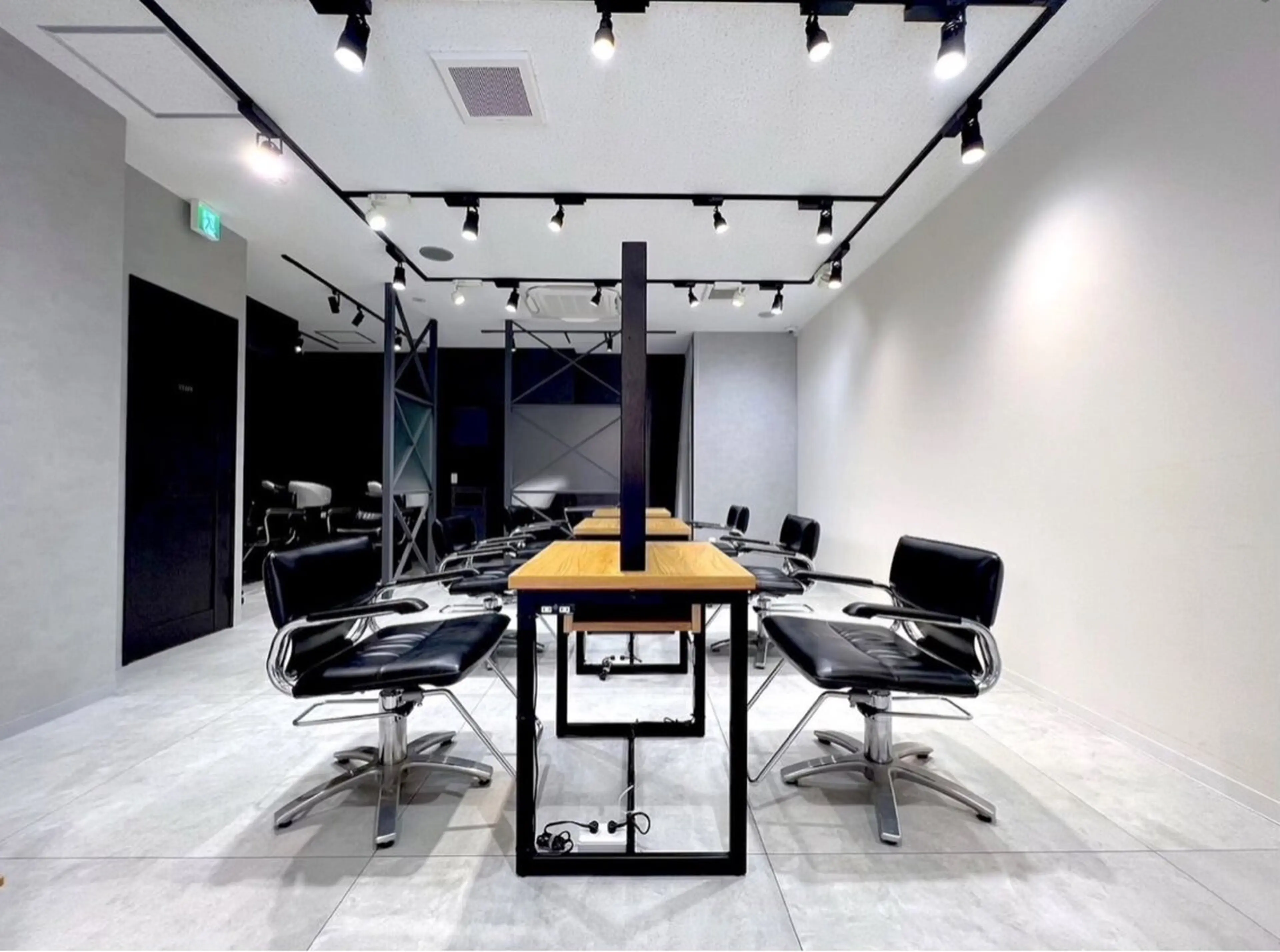 メンズパーマ特化 🌟Gakutoのヘアスタイル