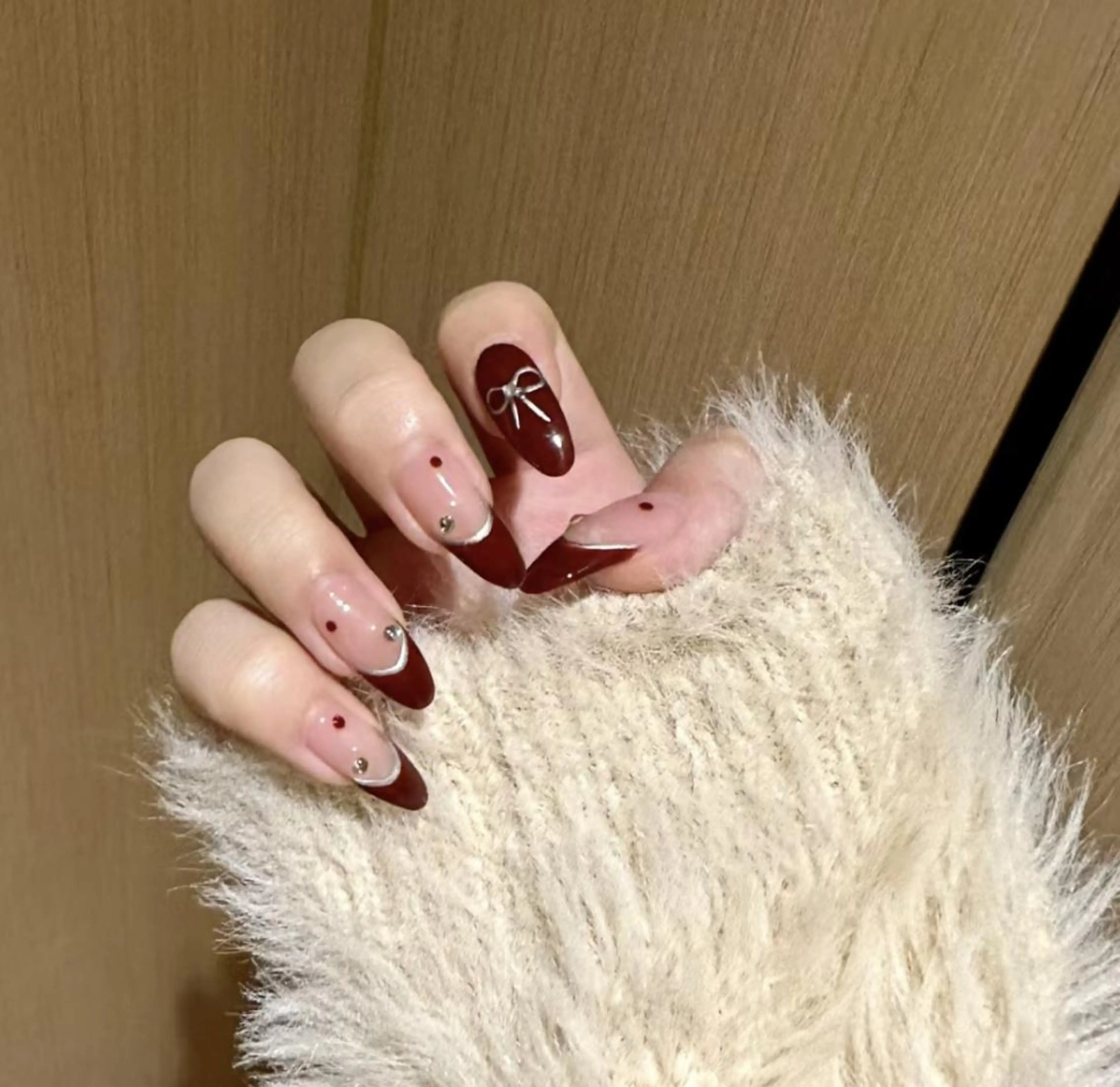 ネイル ハンドネイル ハンドケア 🍑 momo_nailのネイルデザイン