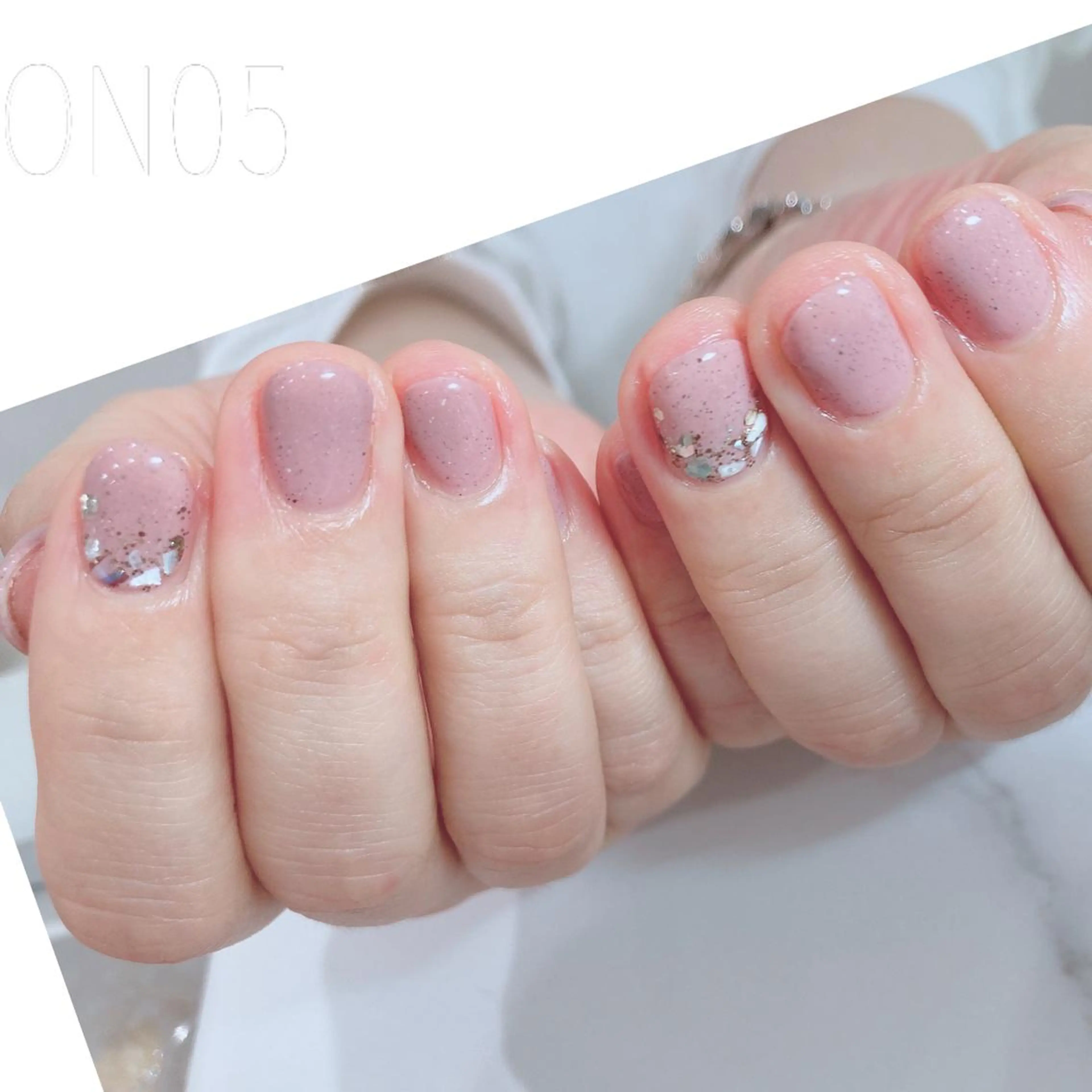 ネイル 園 寛子 （ネイリスト）のネイルデザイン