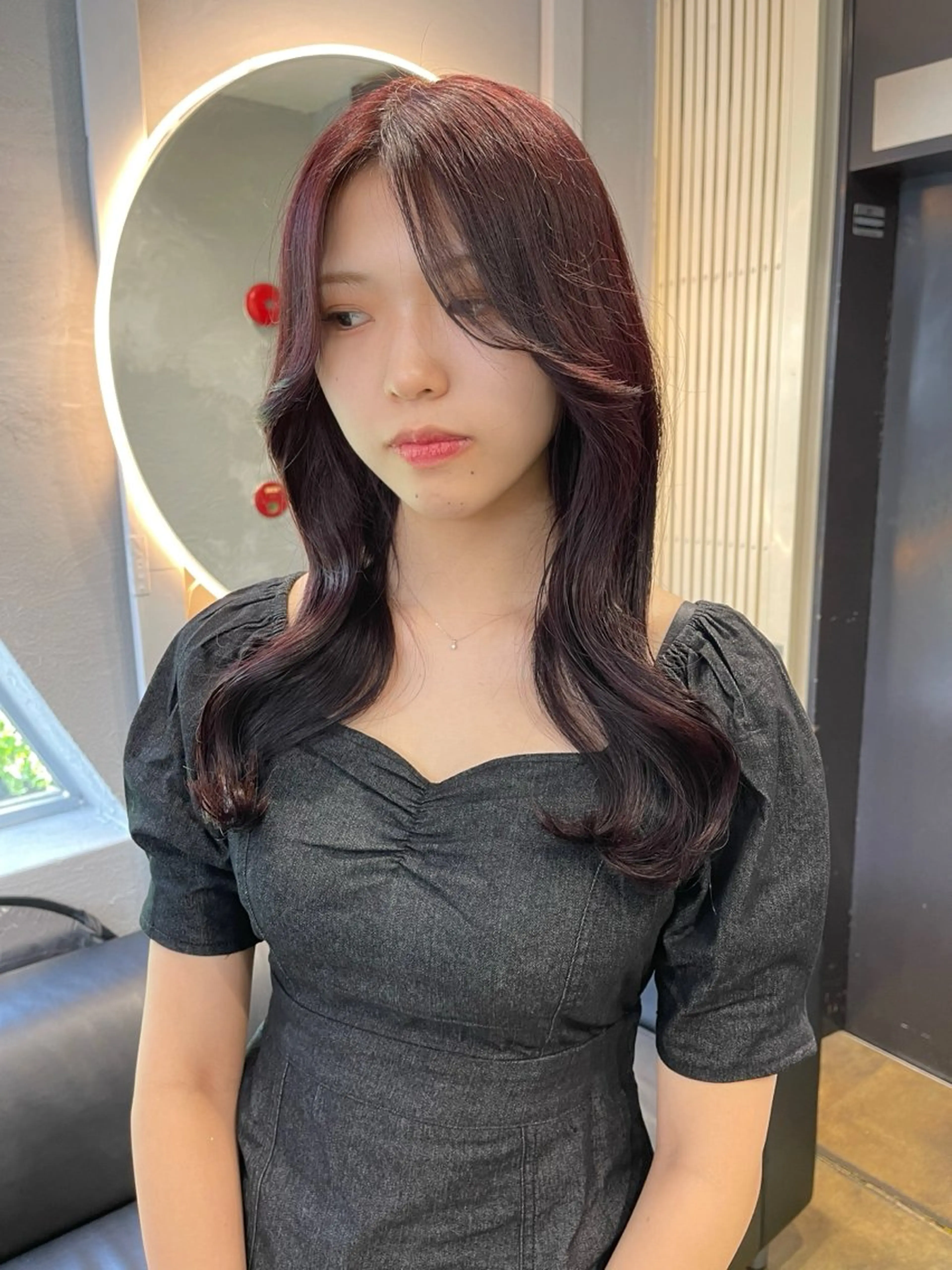 ロング 髪質改善 トリートメント TATSUブリーチ/ ミルクティーベージュのヘアスタイル