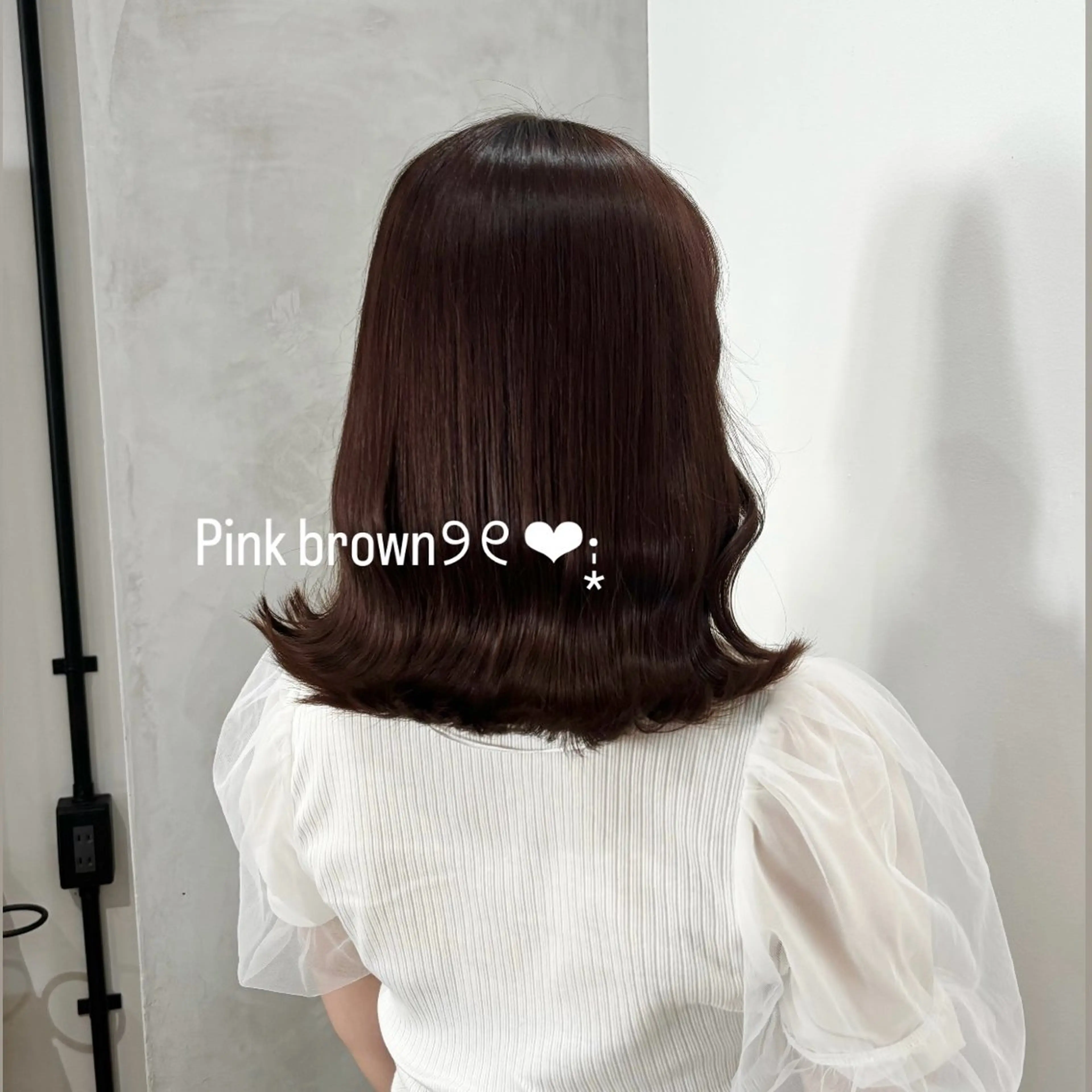 セミロング カラー 𝑴𝒊𝒌𝒖💝 透明感モテカラーのヘアスタイル