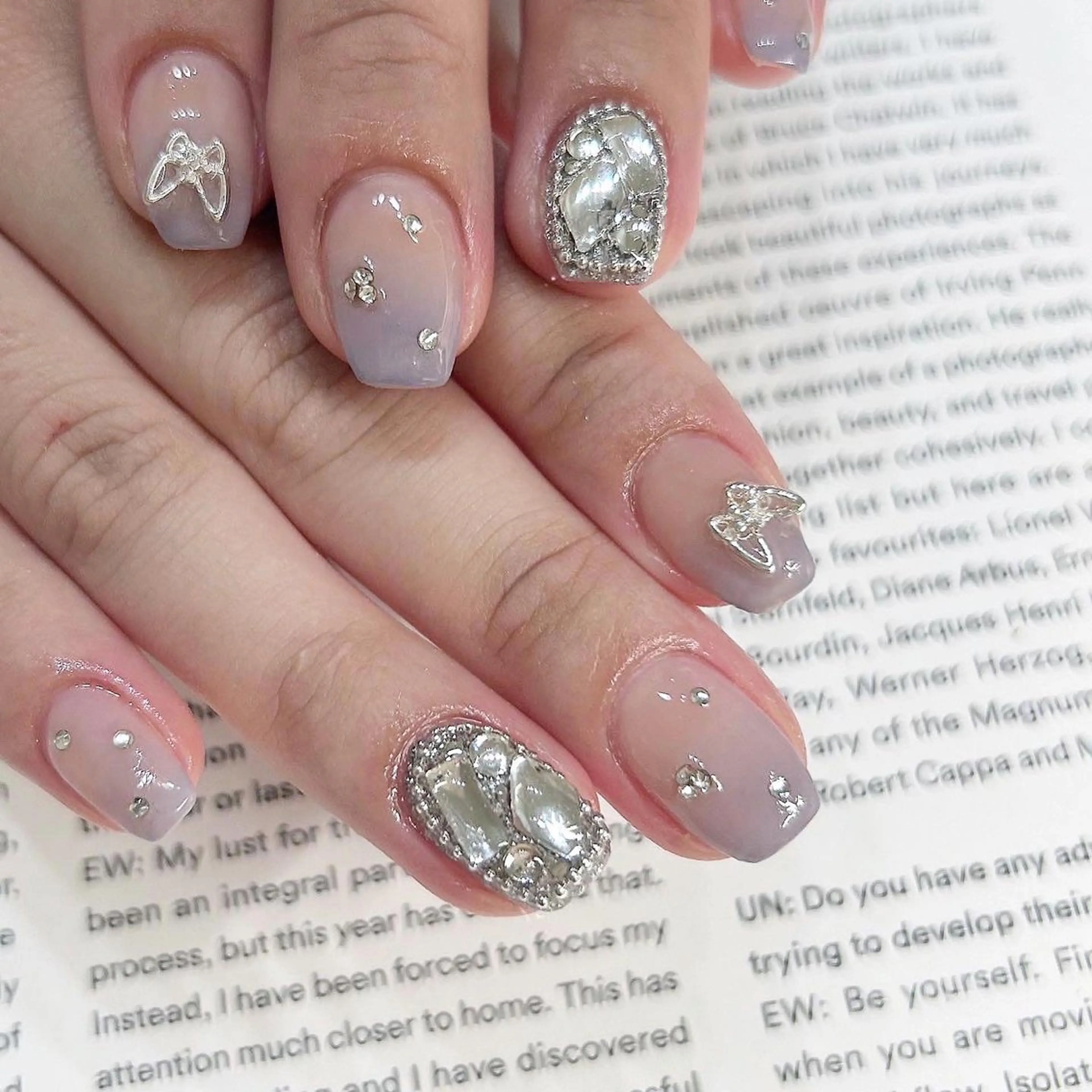 ネイル ブルー フットネイル ジェルネイル キラキラネイル 韓国ネイル RooM -produce by maynail-所属・RooM -mizuki-のネイルデザイン