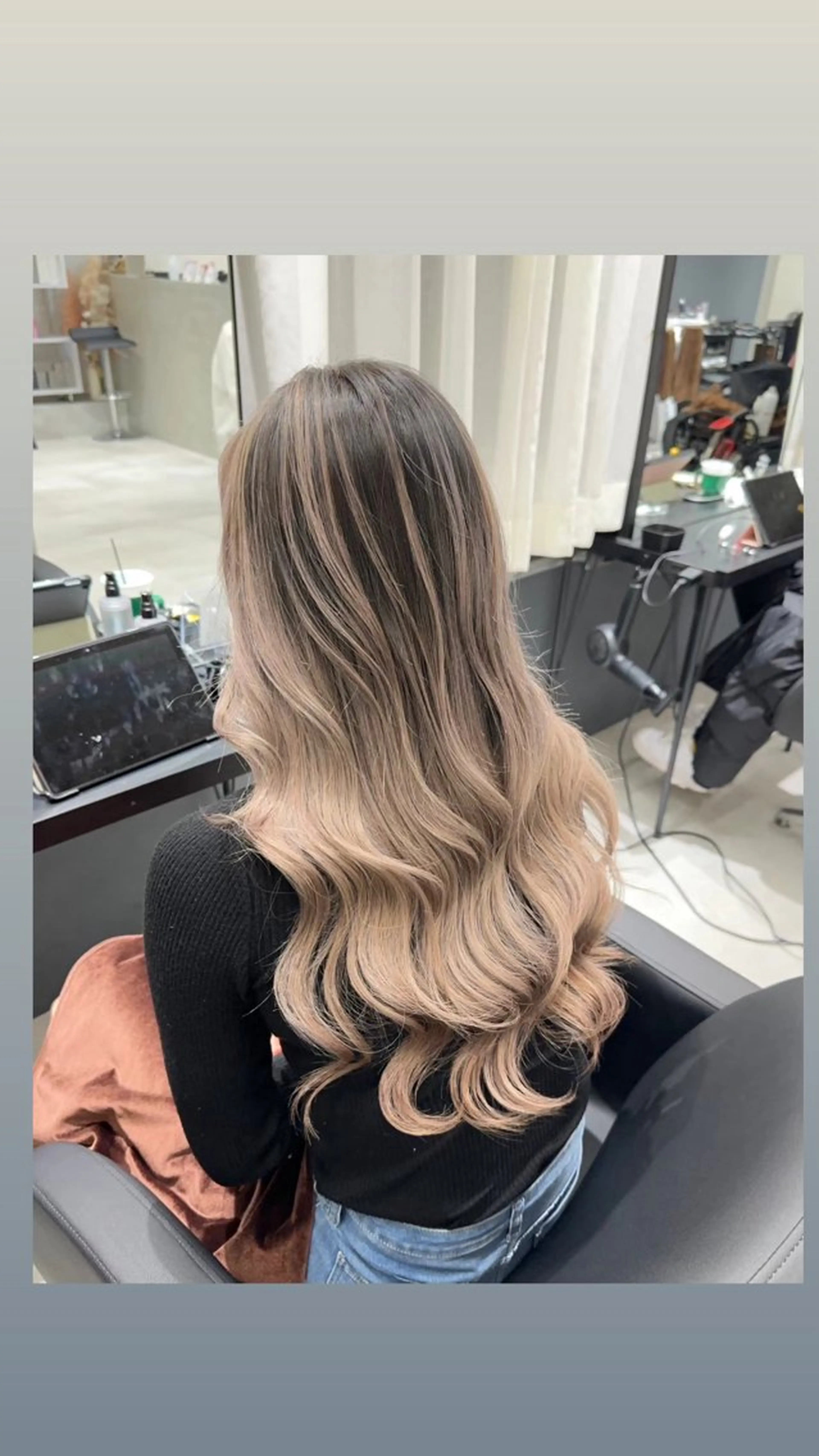 ロング カラー ベージュカラー ハイライトカラー ハイライト yume🦋/ CIERA南船場のヘアスタイル