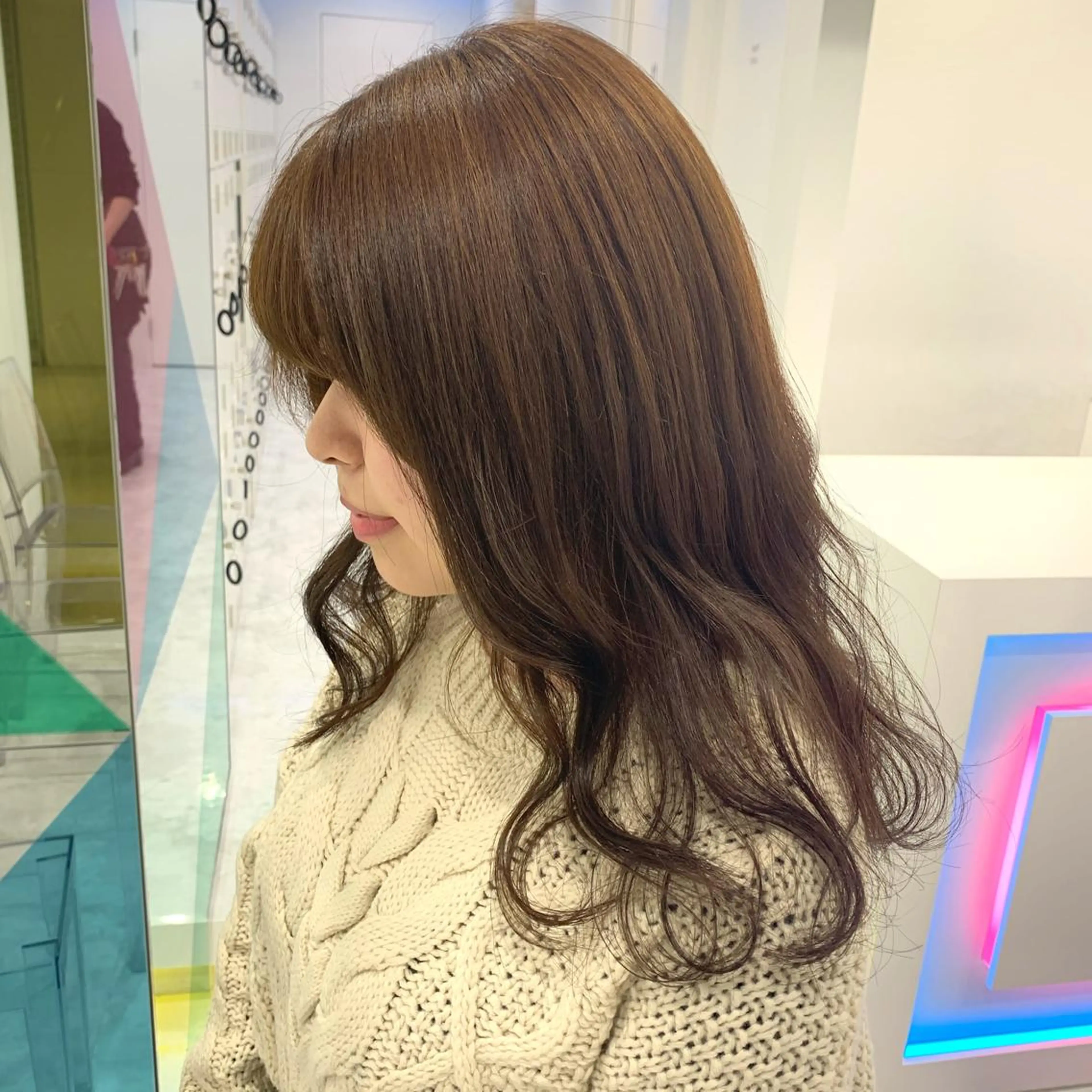 セミロング カラー ヘアアレンジ GO TODAY SHAiRE SALON  原宿verno店所属・完全💗マンツーマン marinのヘアスタイル