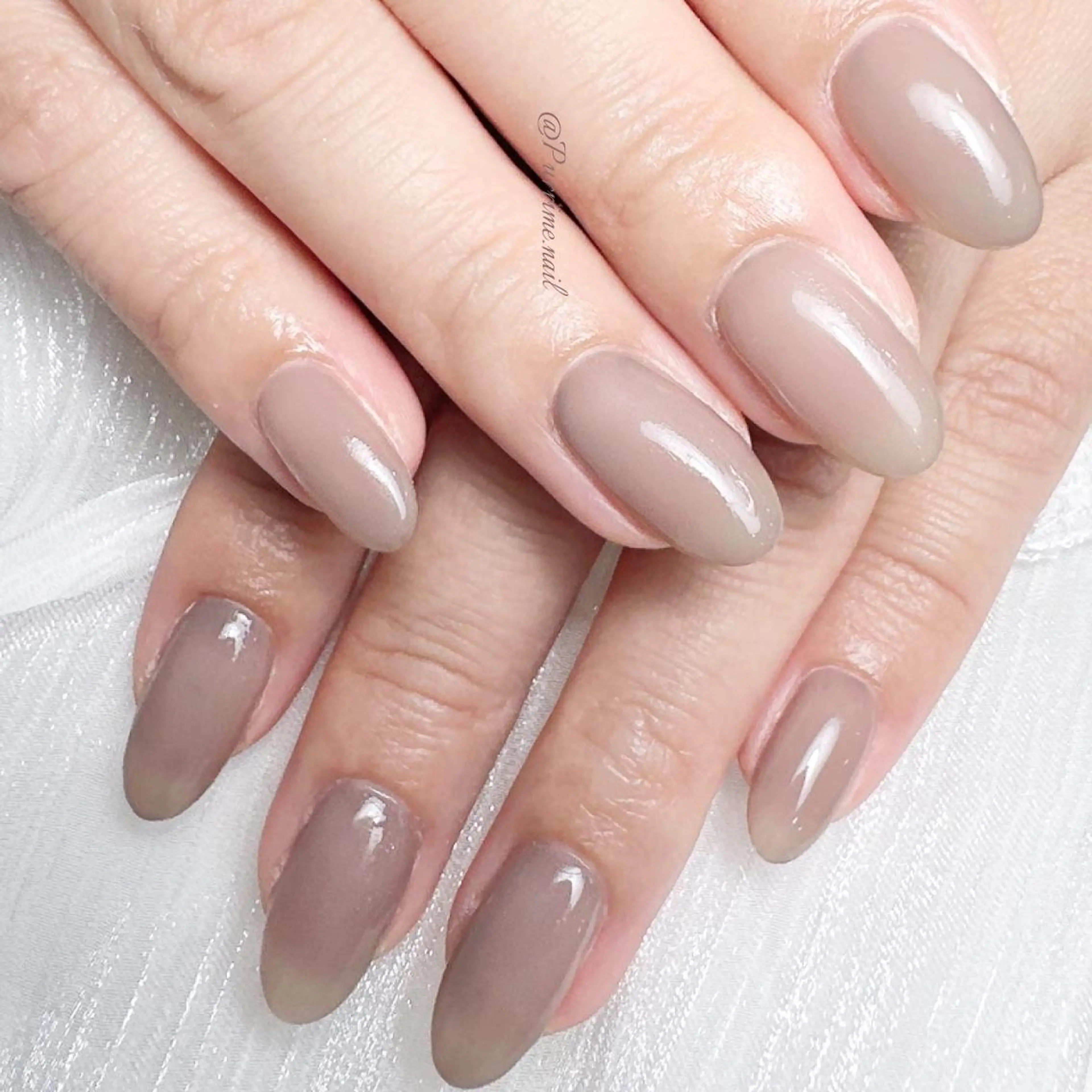 ネイル ハンドネイル 鹿取 春子Teamのネイルデザイン