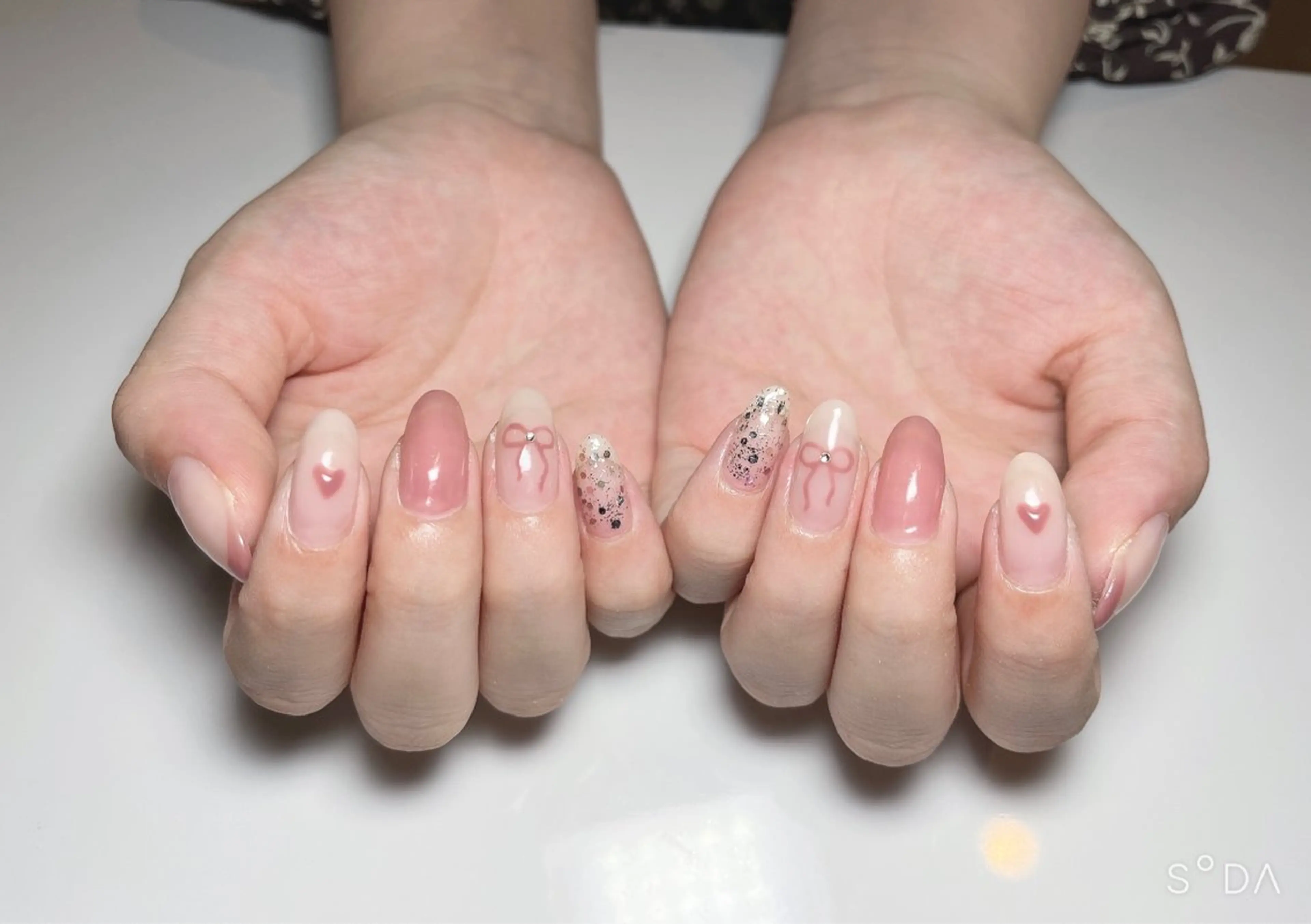 ネイル ハンドネイル Ree所属・ネイル脱毛 Reeのネイルデザイン