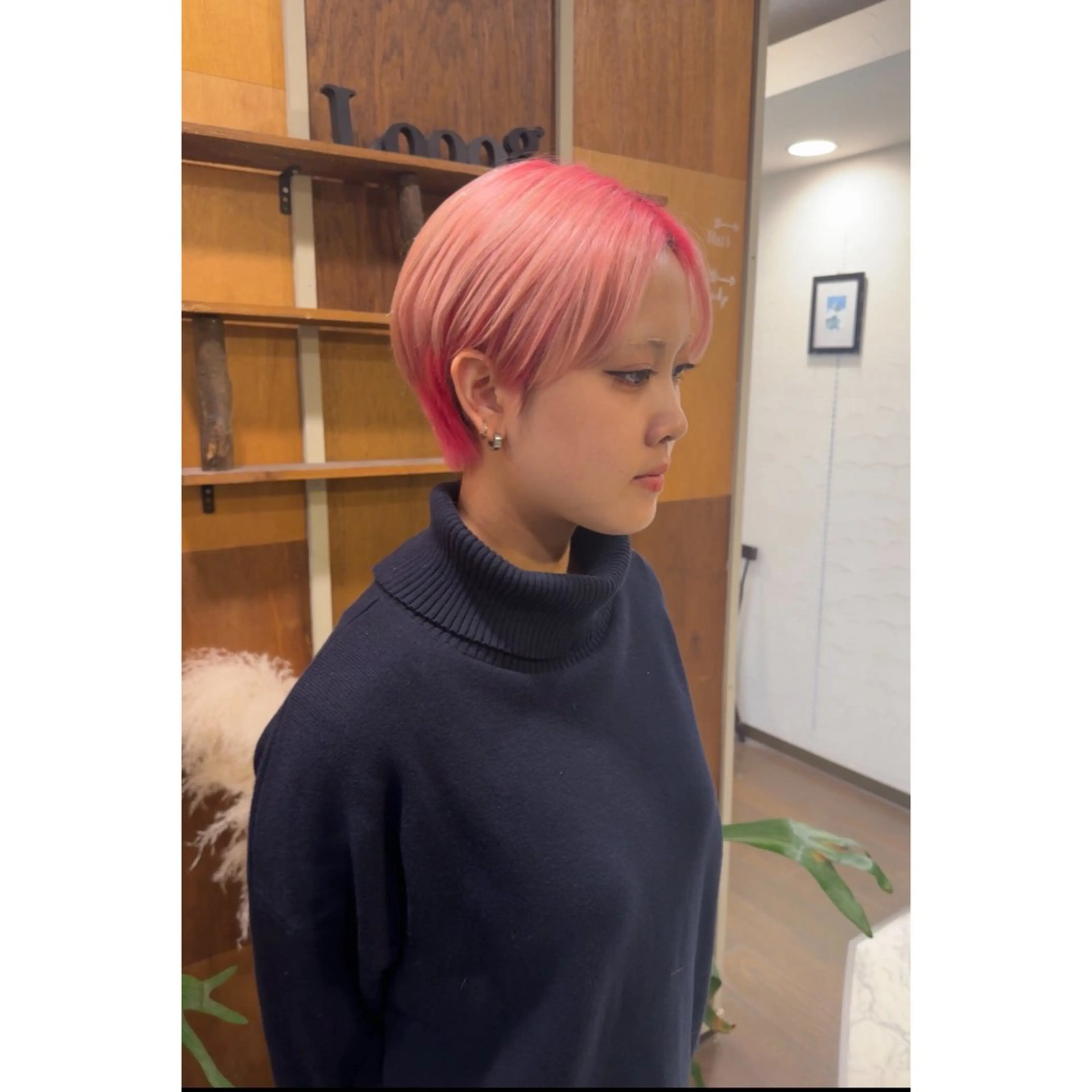 ショート ハンサムショート ショートヘア ハイトーン/ ダブルカラー/透明感のヘアスタイル