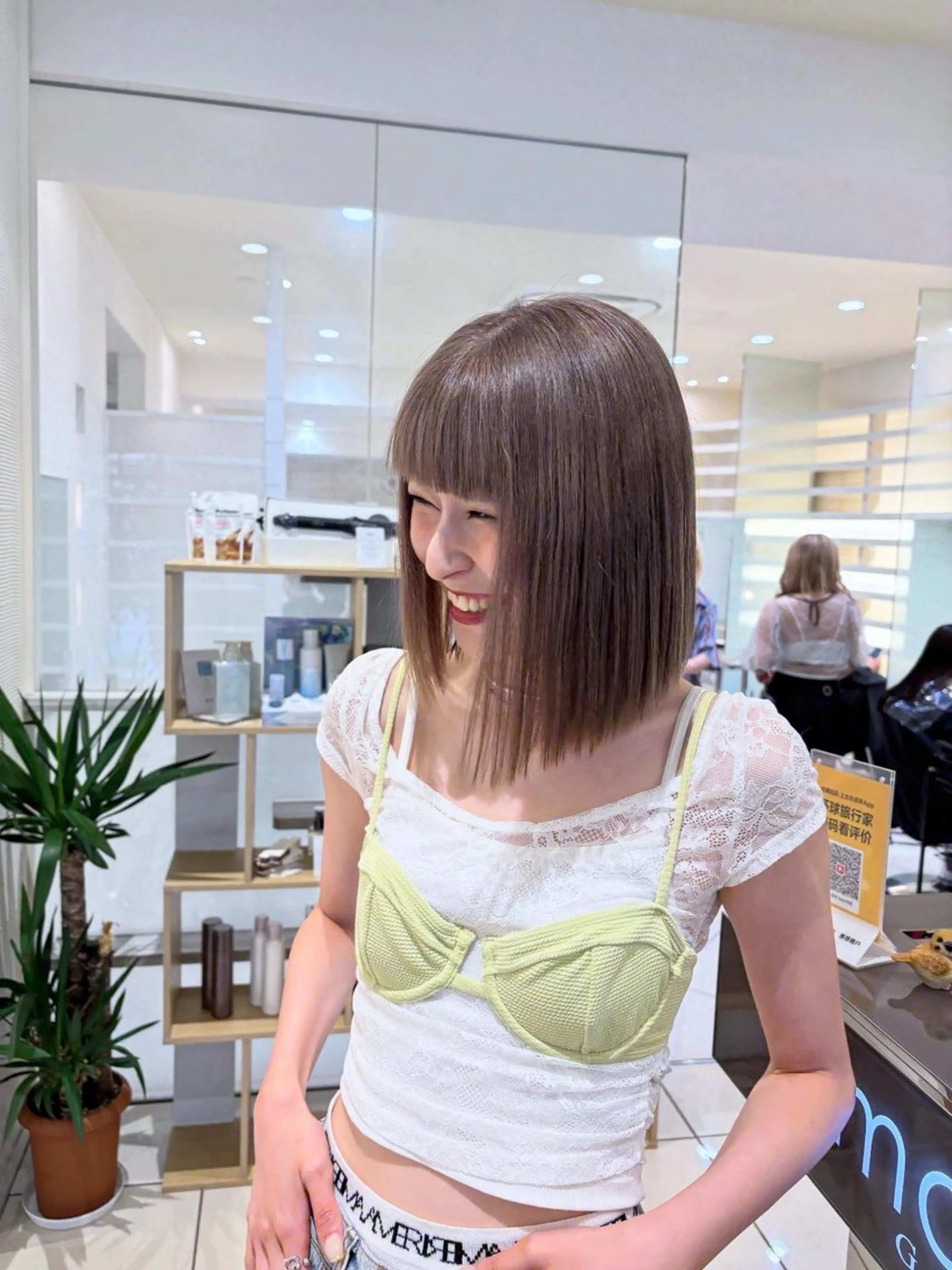 ミディアム カラー ヘアカラー 縮毛矯正/艶髪/ チホリのヘアスタイル