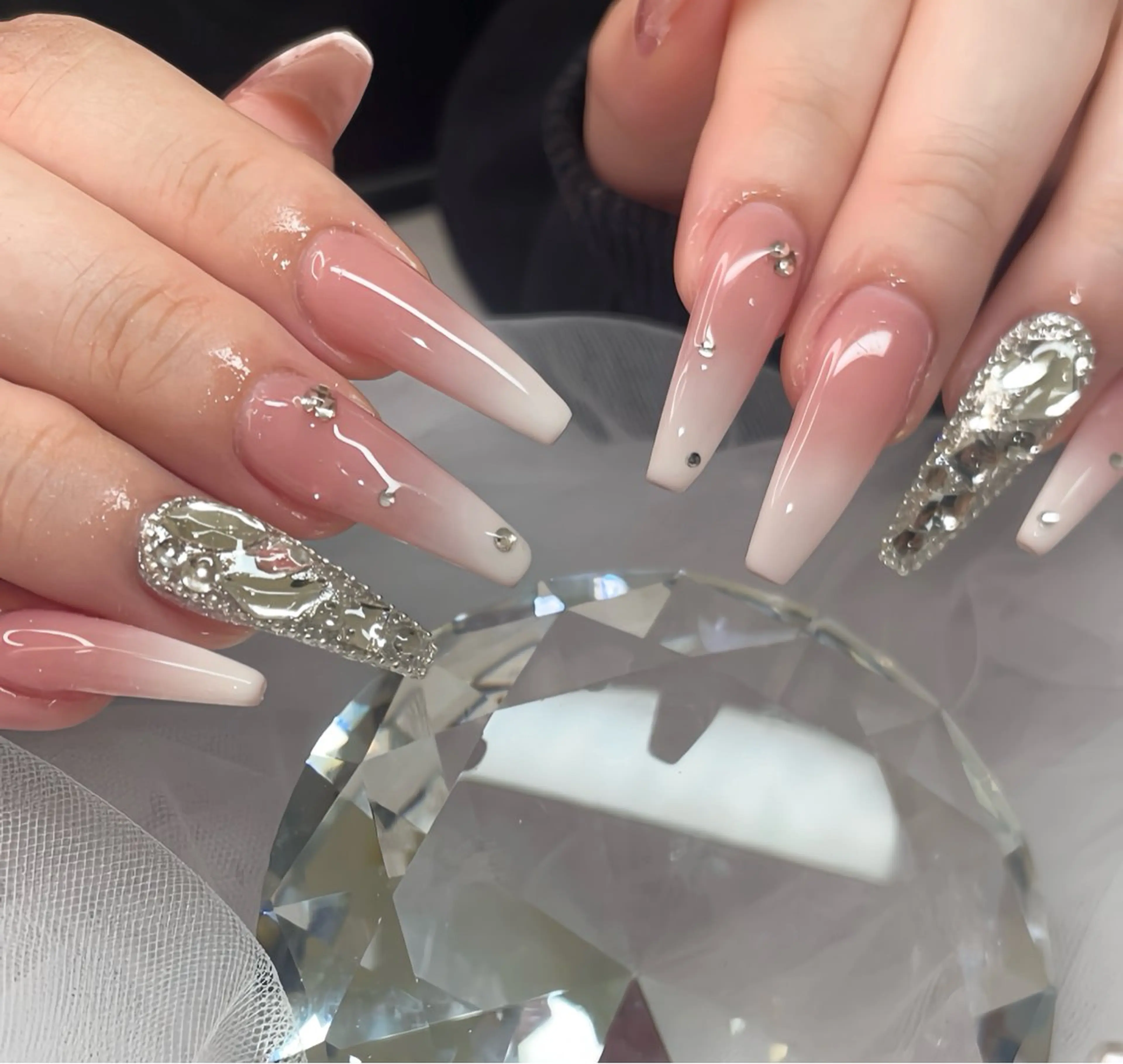 ネイル ハンドネイル Emma Jewel所属・Emma Jewel🏛️♡のネイルデザイン