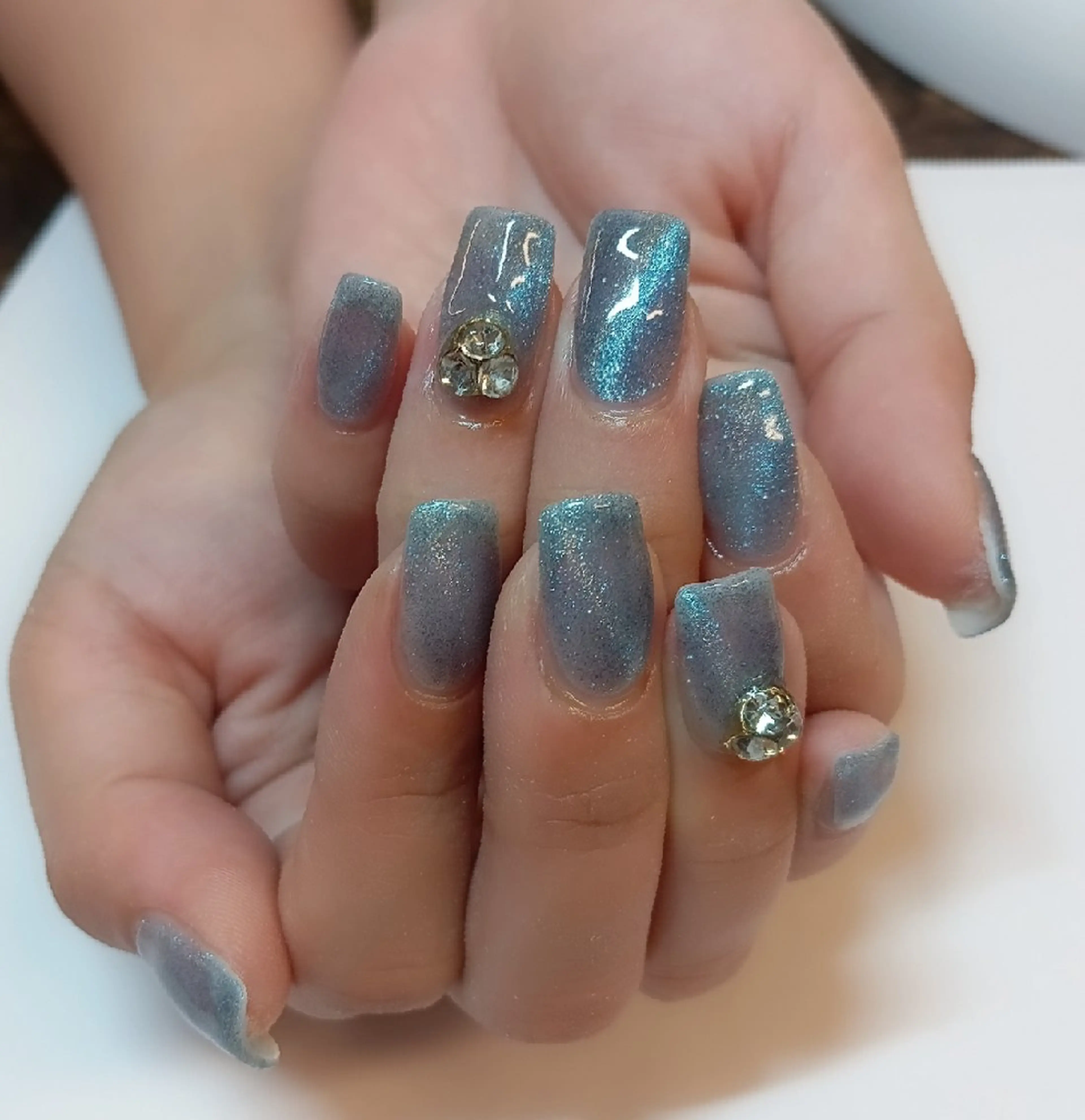 ネイル マグネットネイル 🦋AYNIL🦋 ナチュラル専門店♥️のネイルデザイン