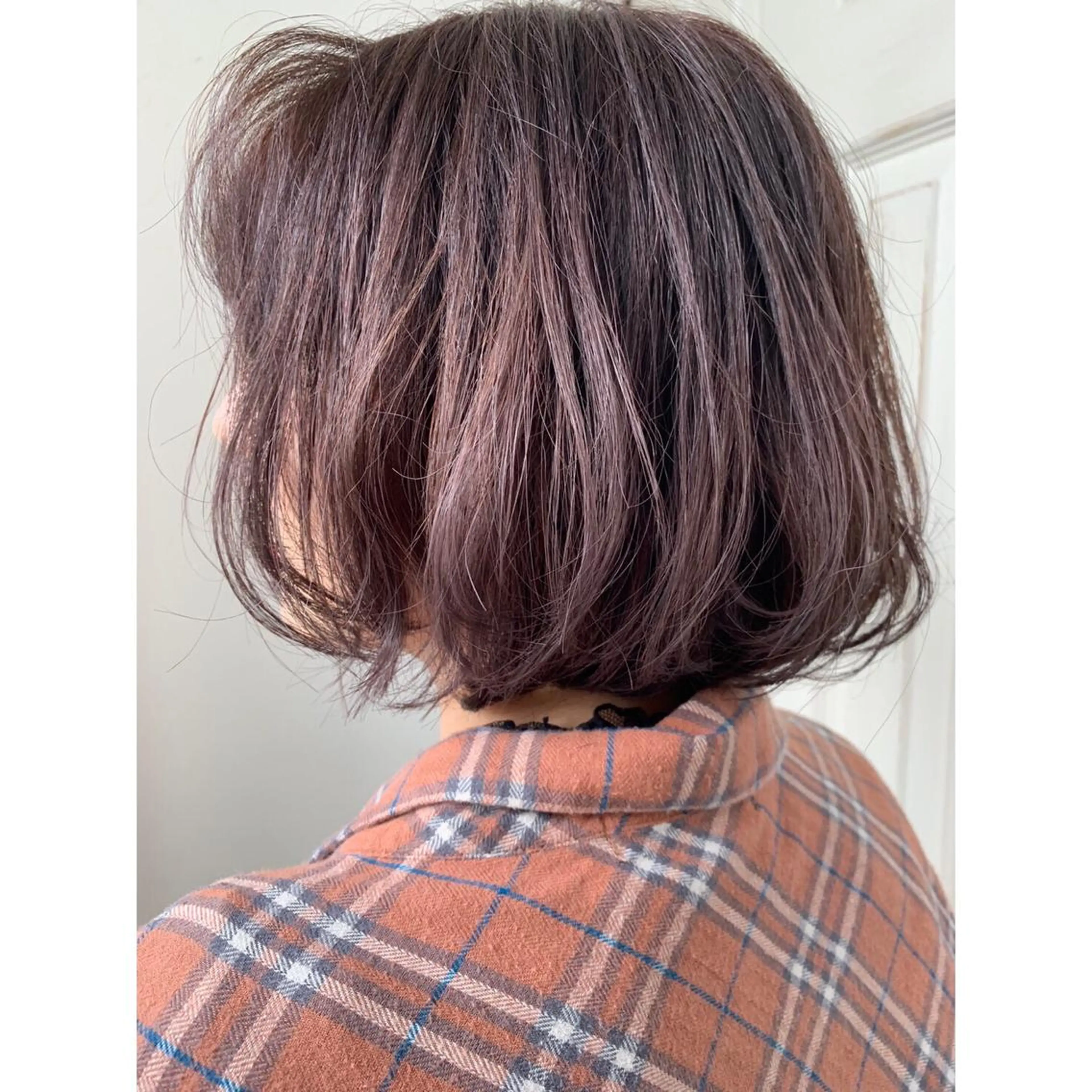 ショート カラー fio マナミのヘアスタイル