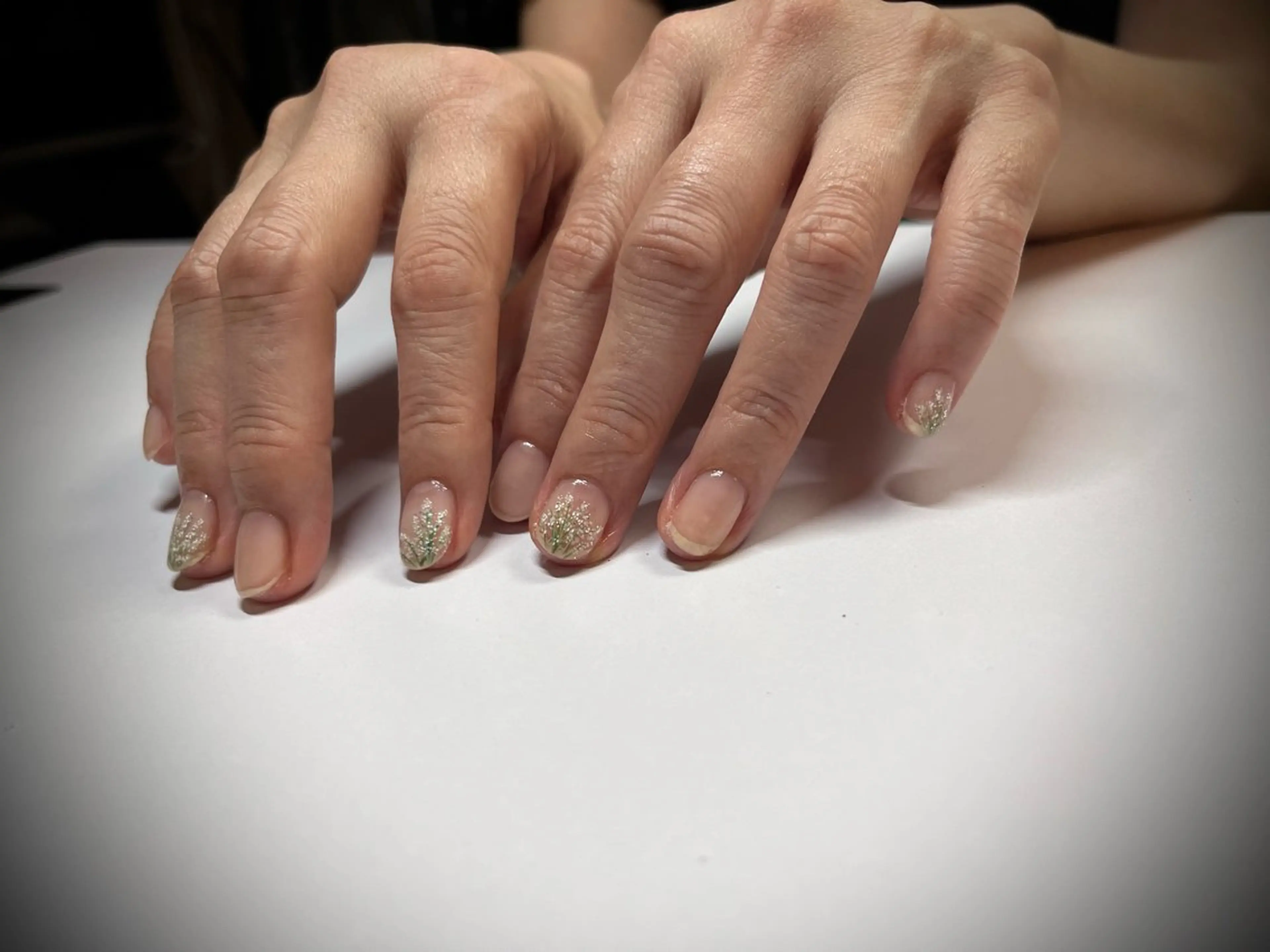 ネイル クリアネイル ジェルネイル パラジェル ショートネイル ハンドネイル himitsukichi所属・himitsu kichiのネイルデザイン