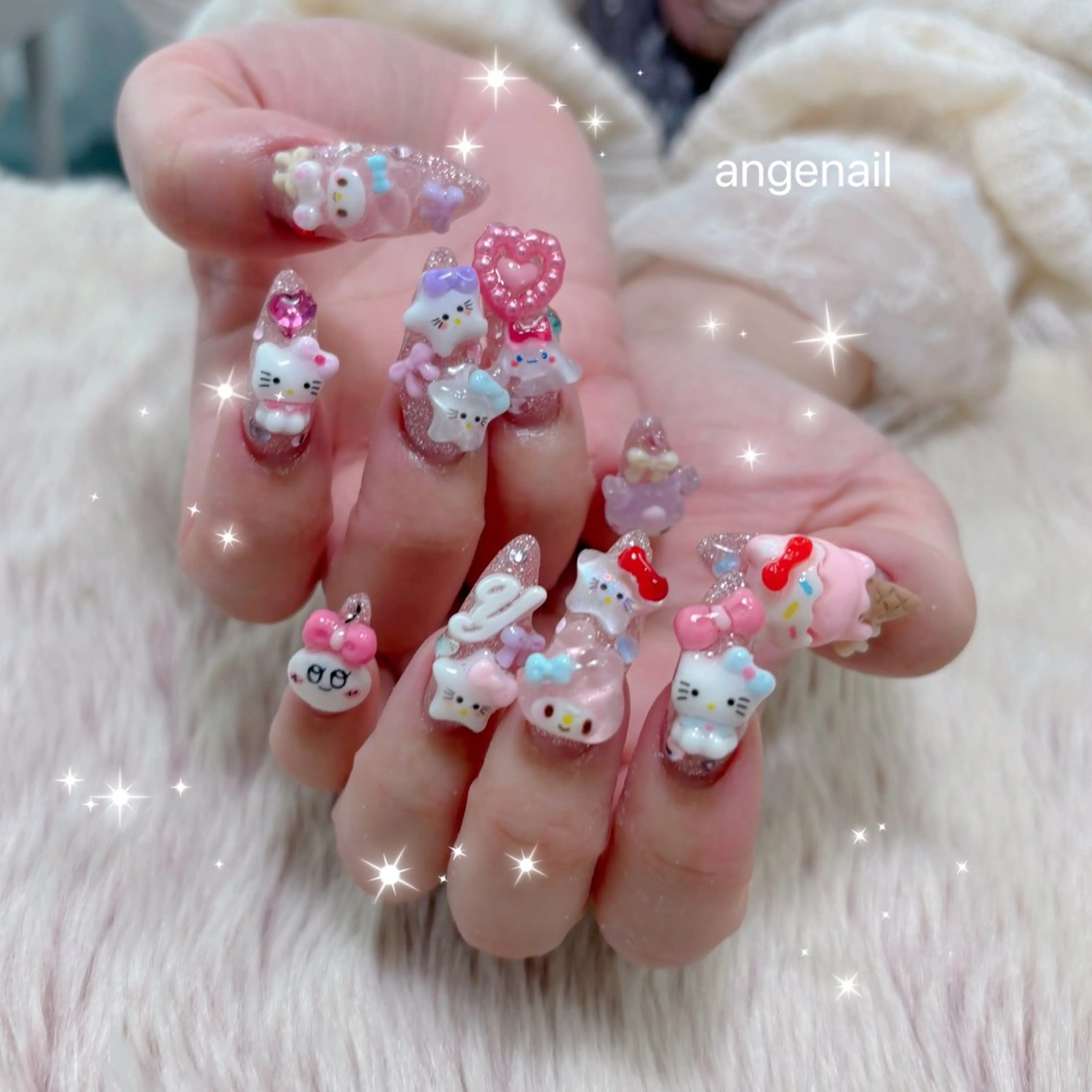 ネイル ハンドネイル オーナーネイリスト MAKIのネイルデザイン