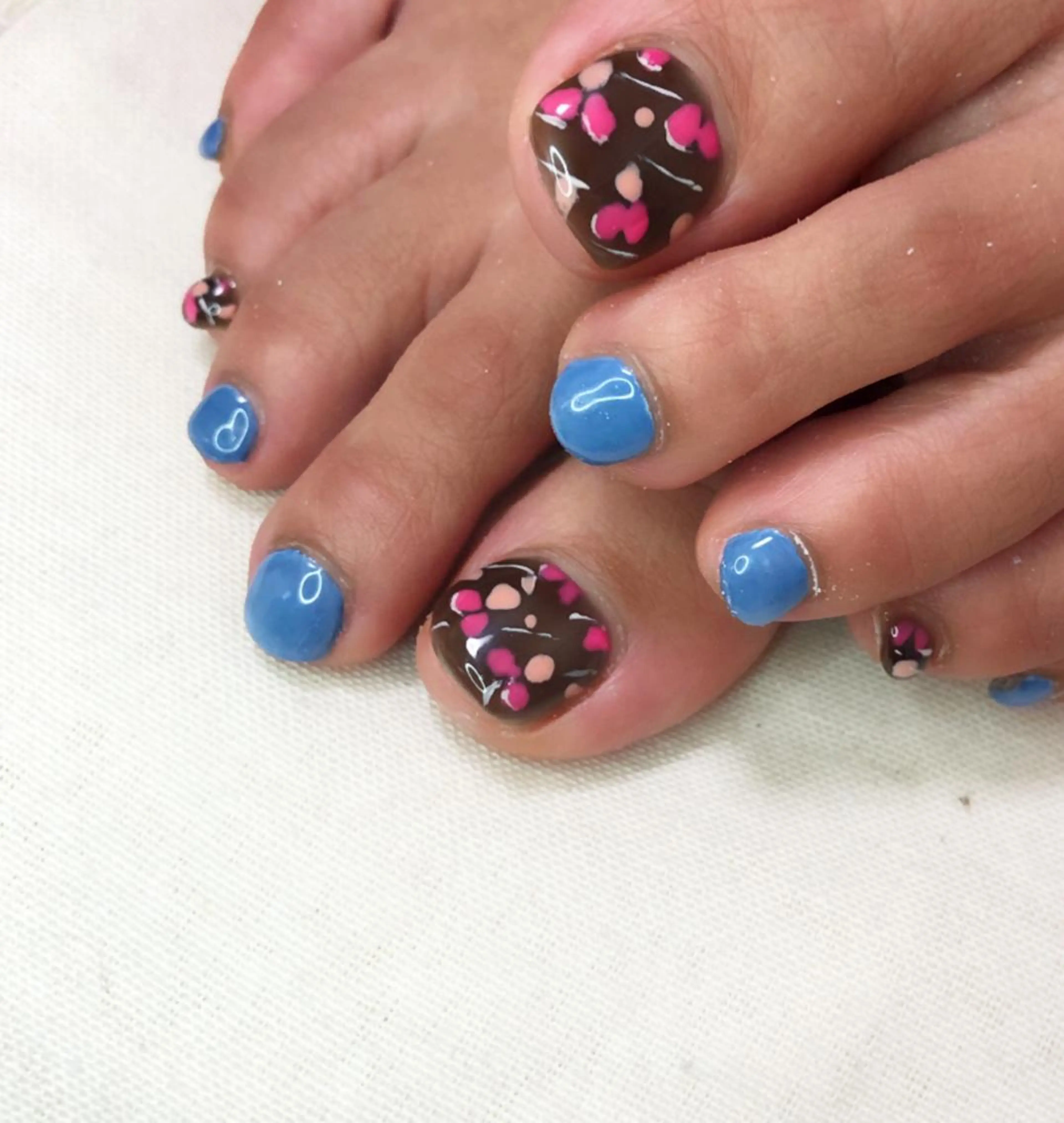 ネイル AZU nailのネイルデザイン