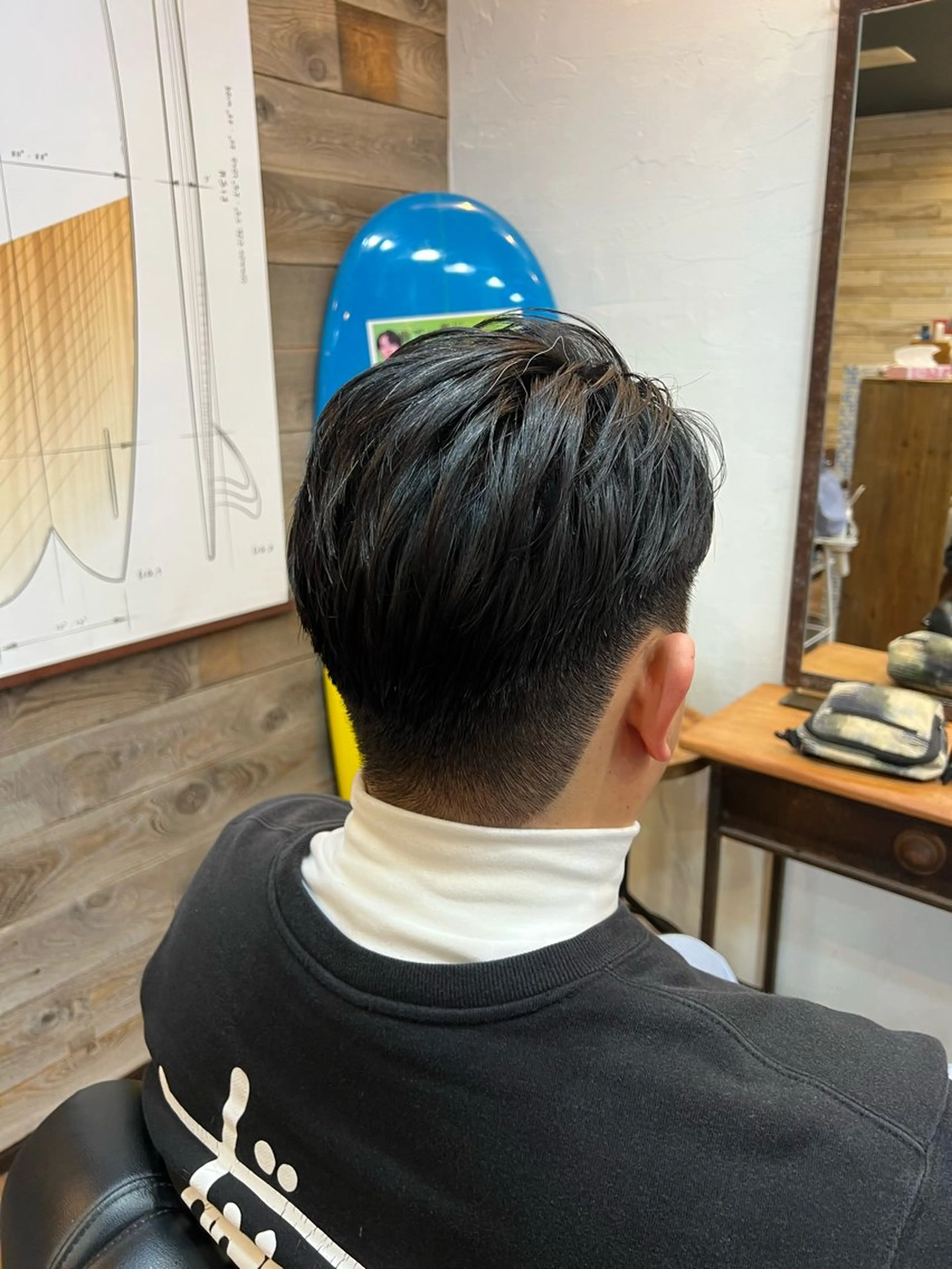 ミディアム ウメダ マサトのヘアスタイル