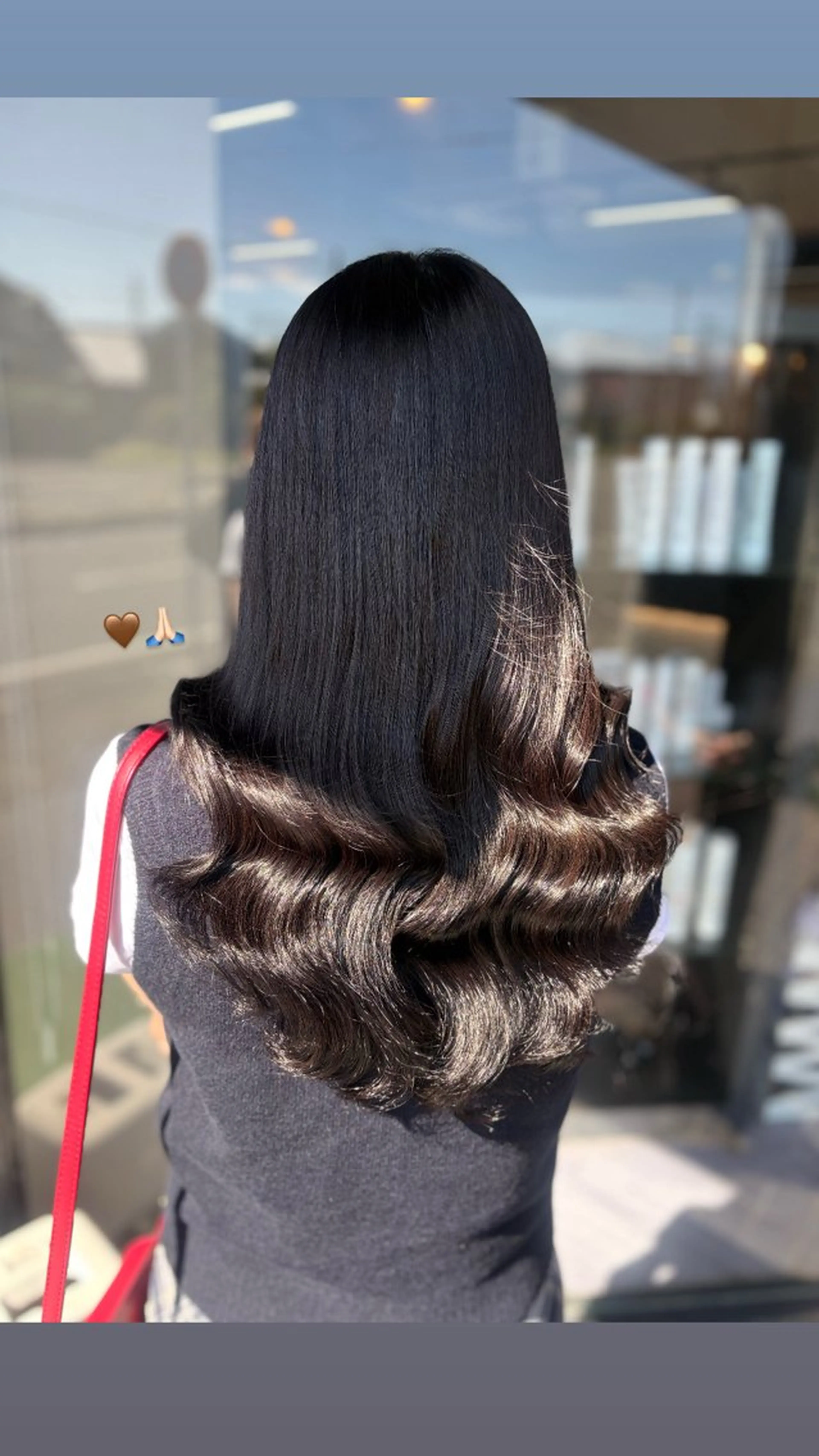 ロング ヘアカラー arika ninaのヘアスタイル