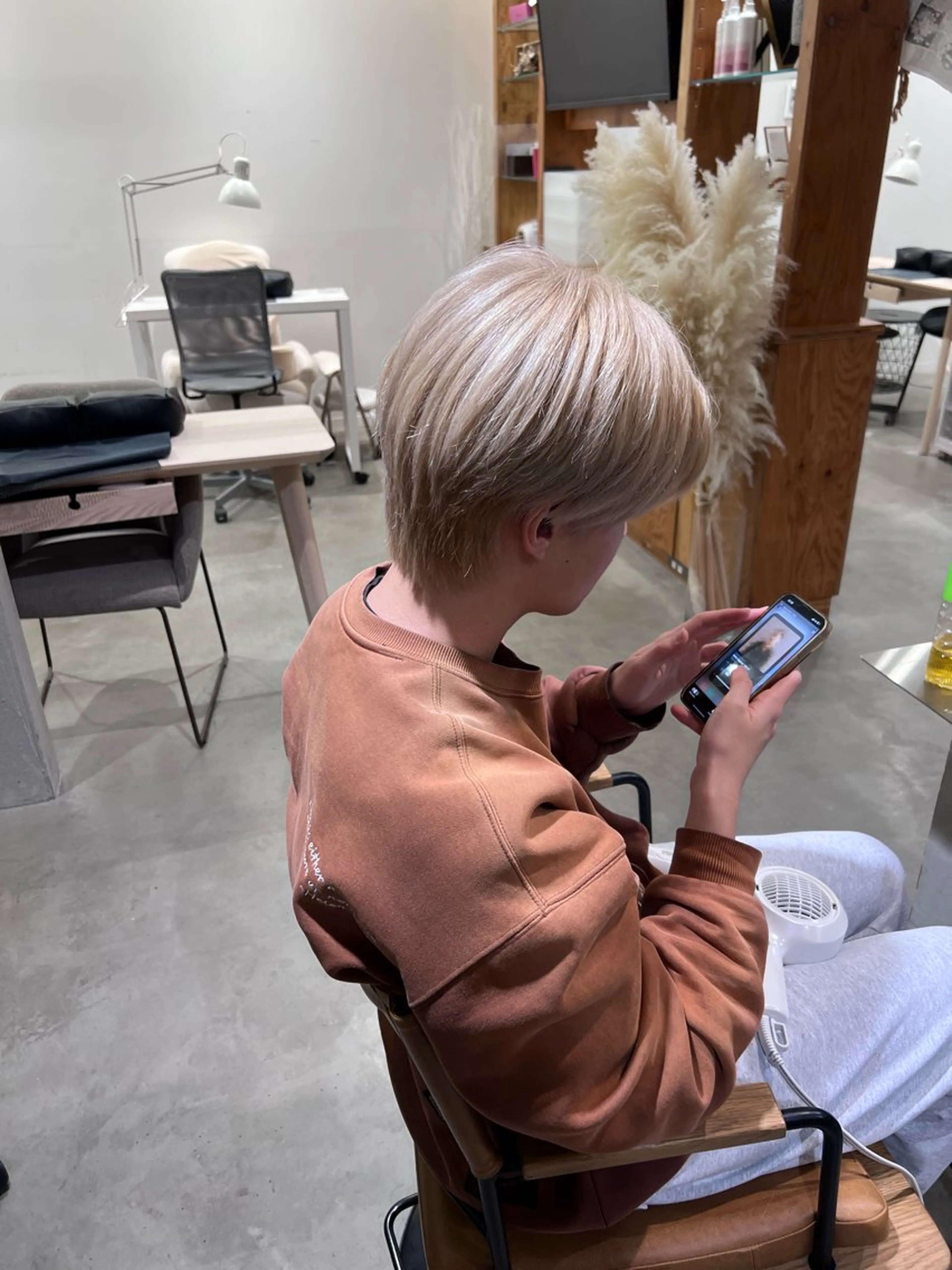 カラー メンズ tote. 成瀬晃のヘアスタイル