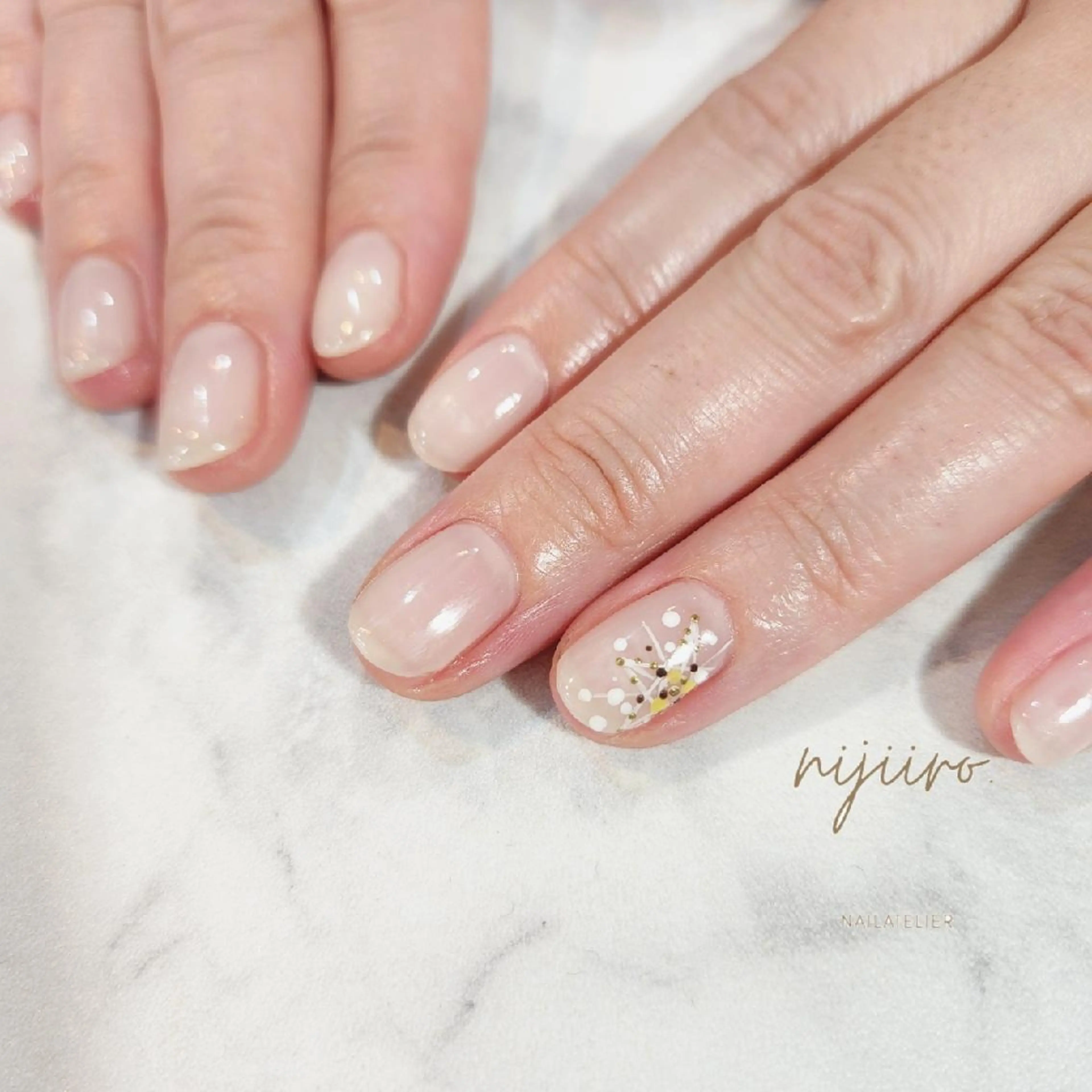 ネイル ハンドネイル nailatelier nijiiro.所属・nijiiro🌈 サトウのネイルデザイン