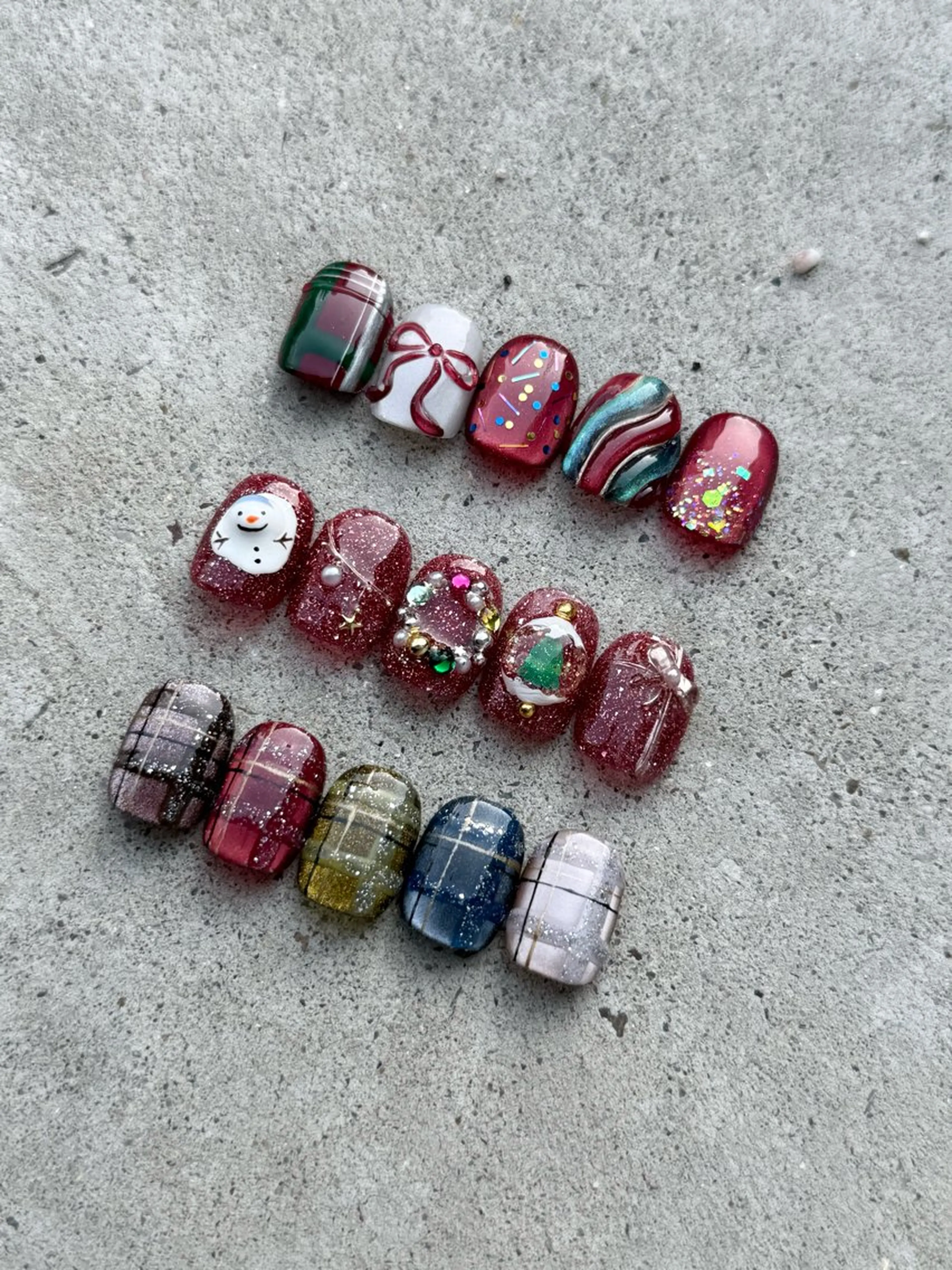 ネイル neouv所属・NEOUV_ mikuのネイルデザイン