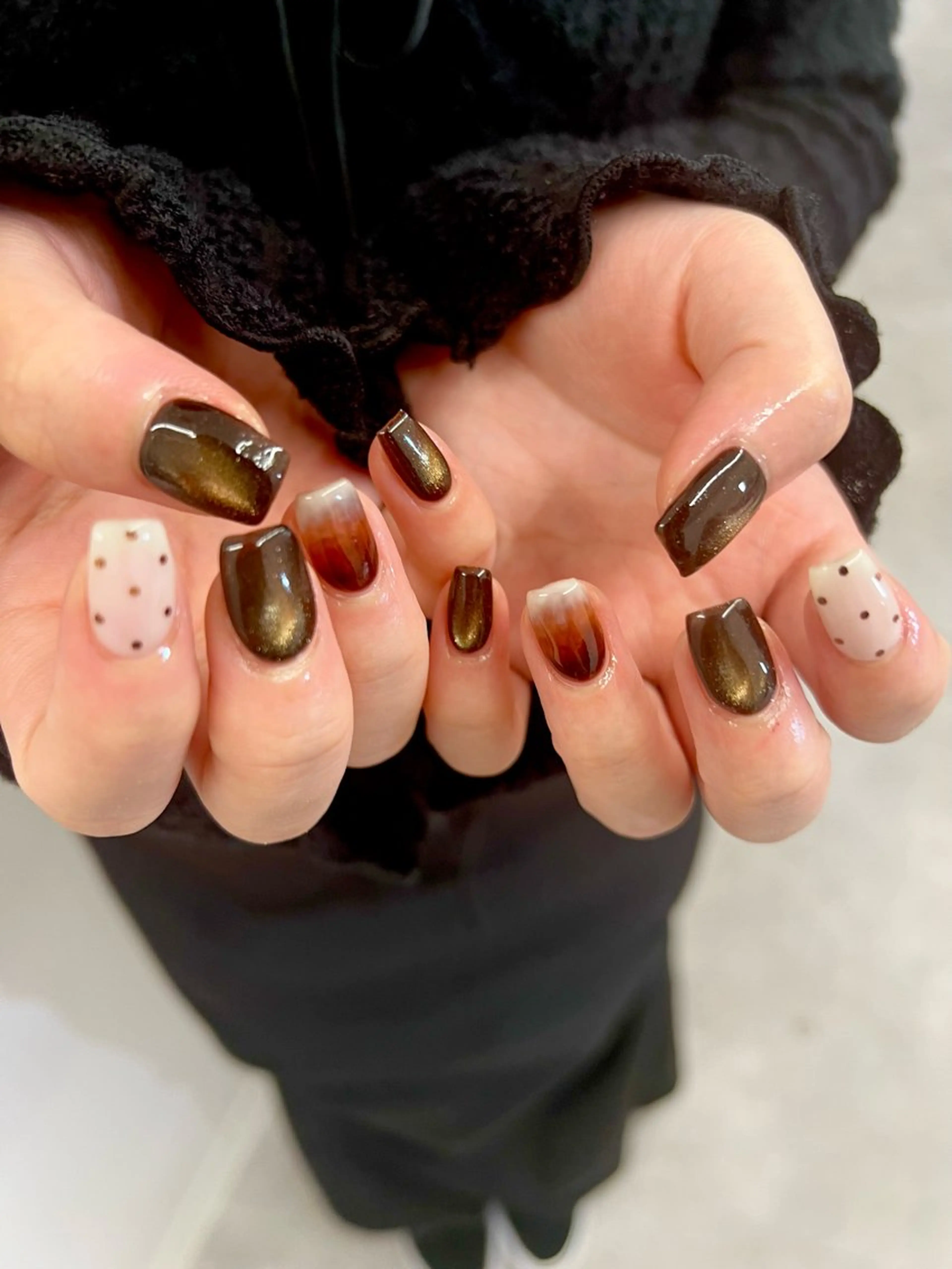 ネイル ブラウン ドット ジェルネイル グラデーション マグネットネイル ハンドネイル ハンドケア Bana_ Nailのその他イメージ