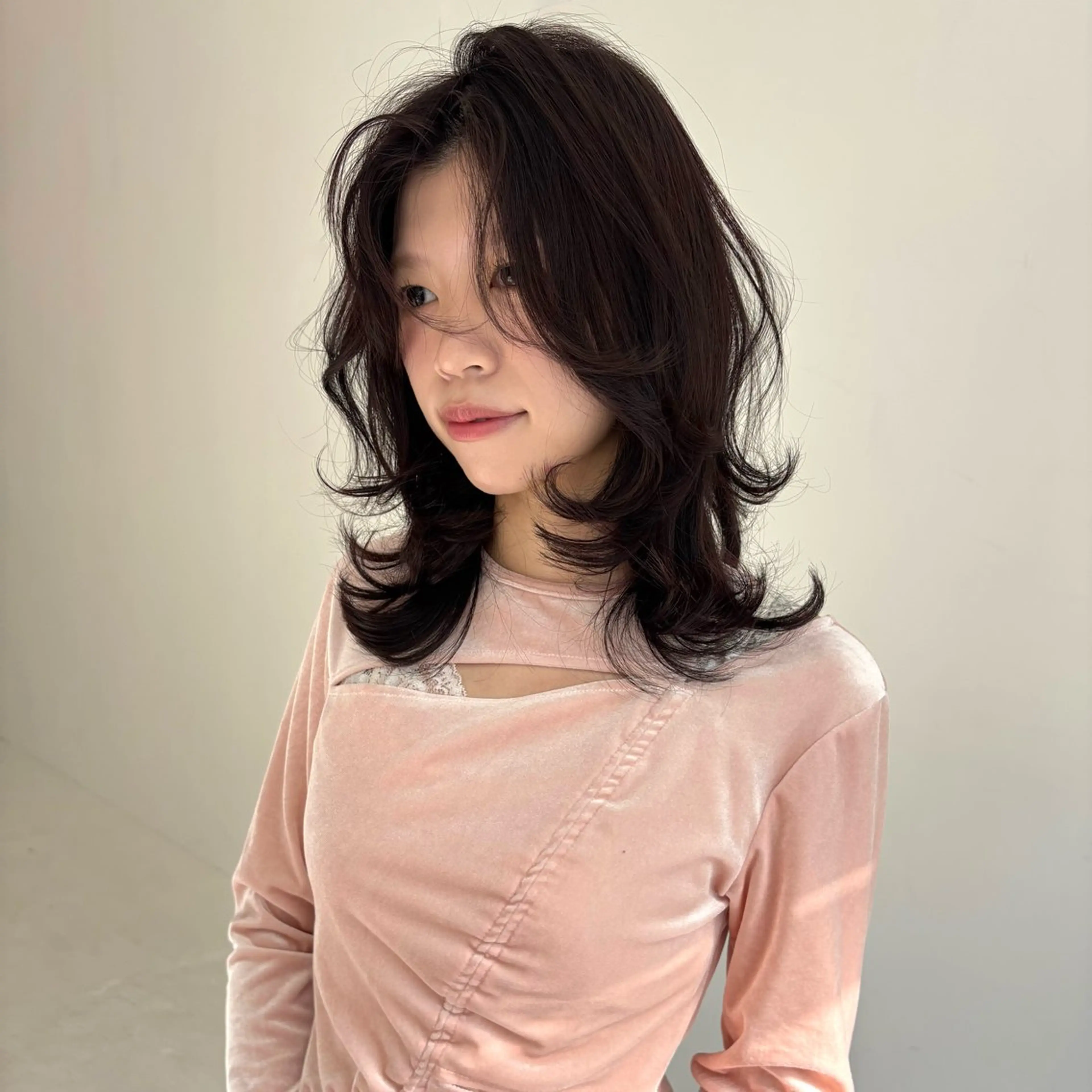 ミディアム カラー ミディアムレイヤー レイヤーカット カット ヘアカラー SHICUNE /ミホのヘアスタイル