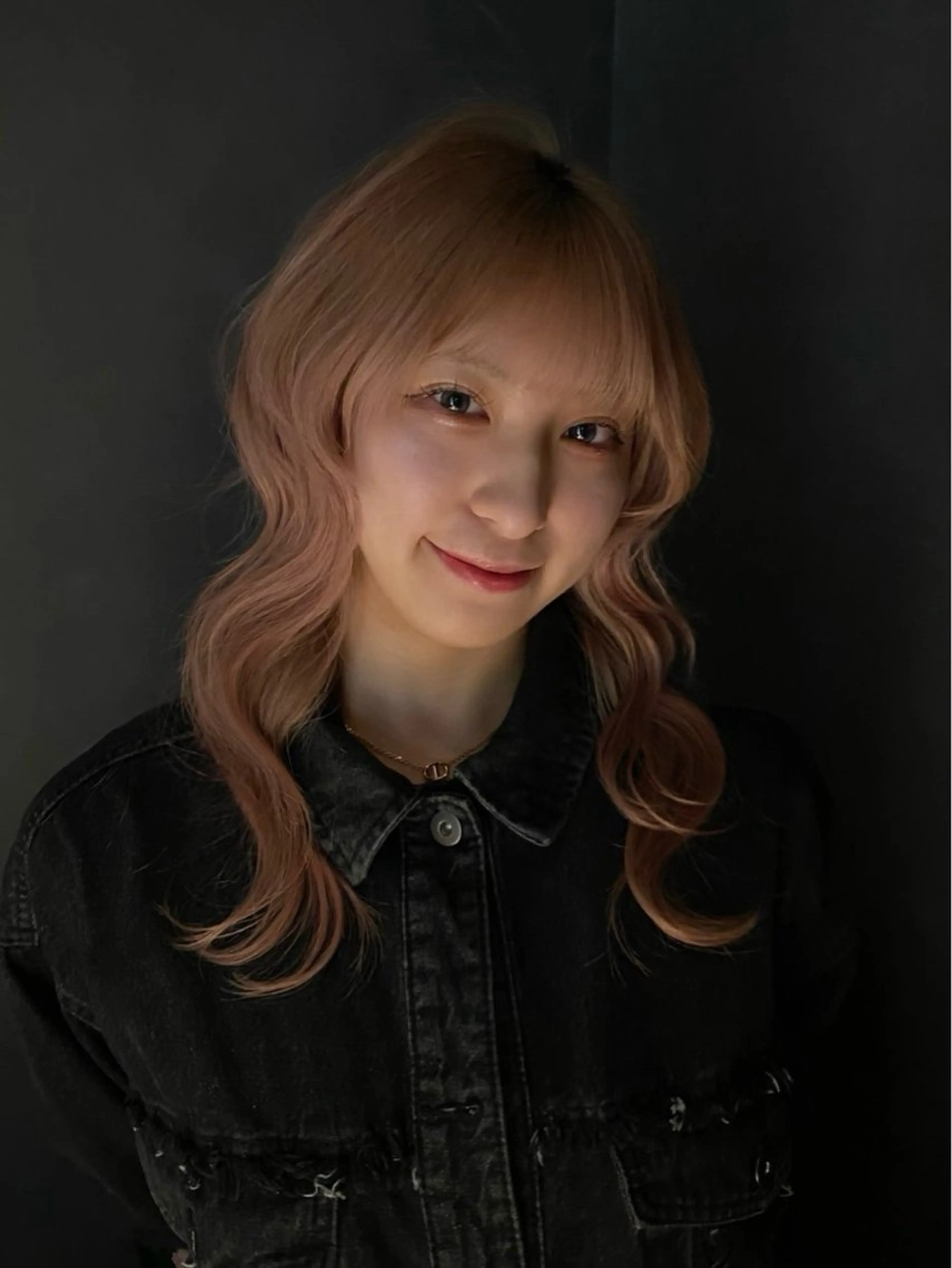 ロング カラー RED／SILVER フウカ✩.*のヘアスタイル