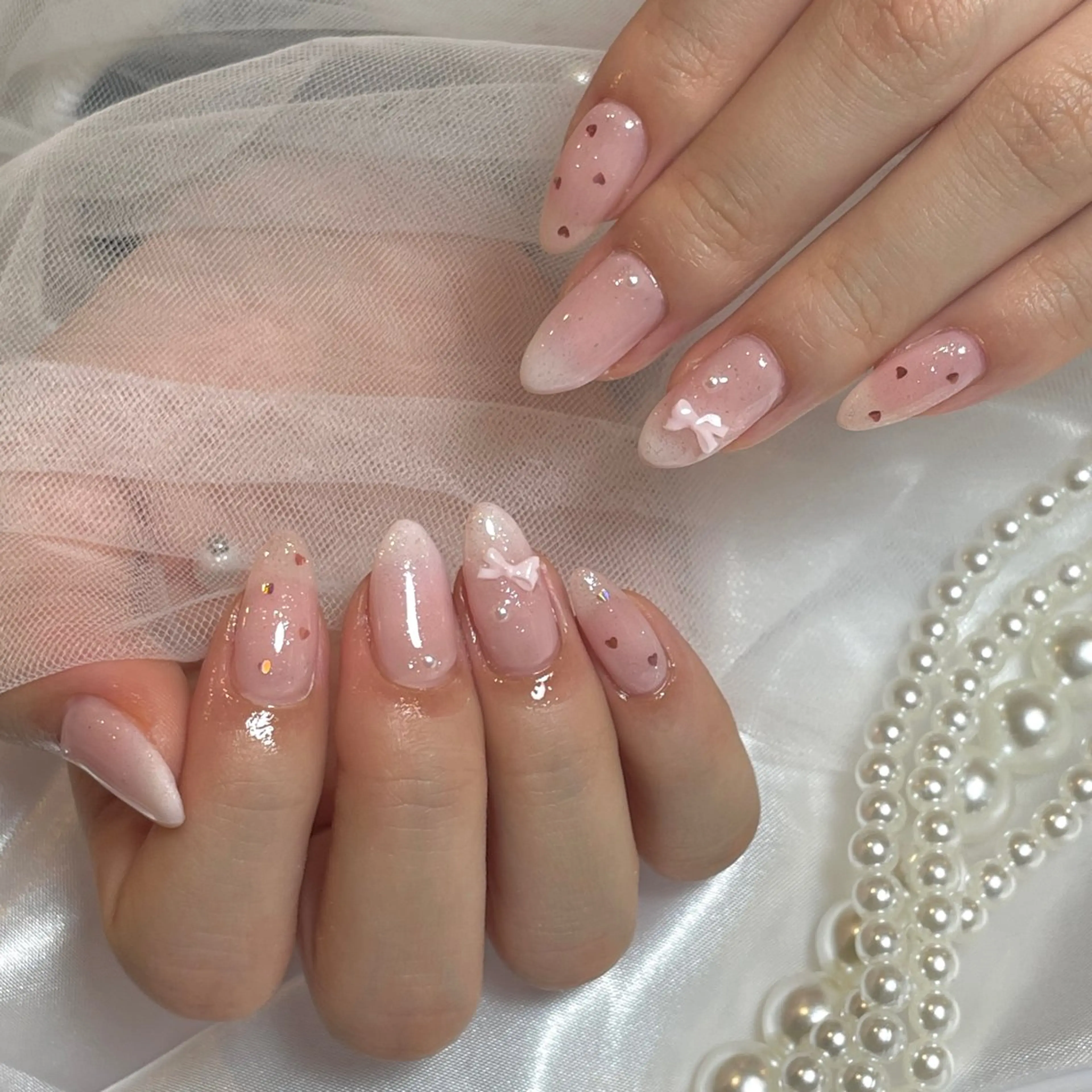 ネイル キラキラネイル 持ち込み ストーンネイル ハンドネイル nailsalon Moa【モア】所属・yurika 🌷.*･ﾟのネイルデザイン