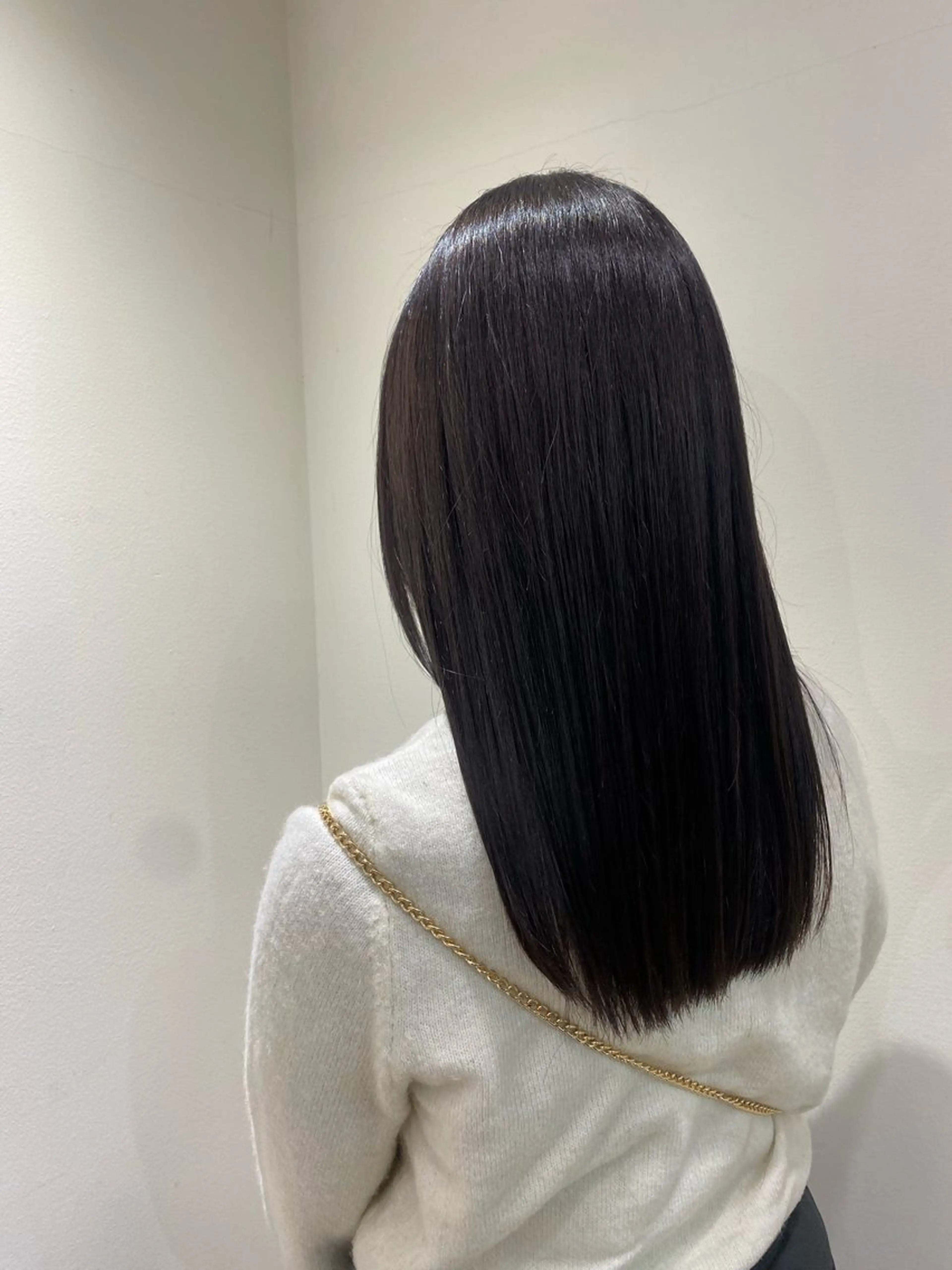 ロング チョコレートブラウン ヘアカラー トリートメント 韓国風カラー/ 縮毛矯正/まい🪐‪のヘアスタイル