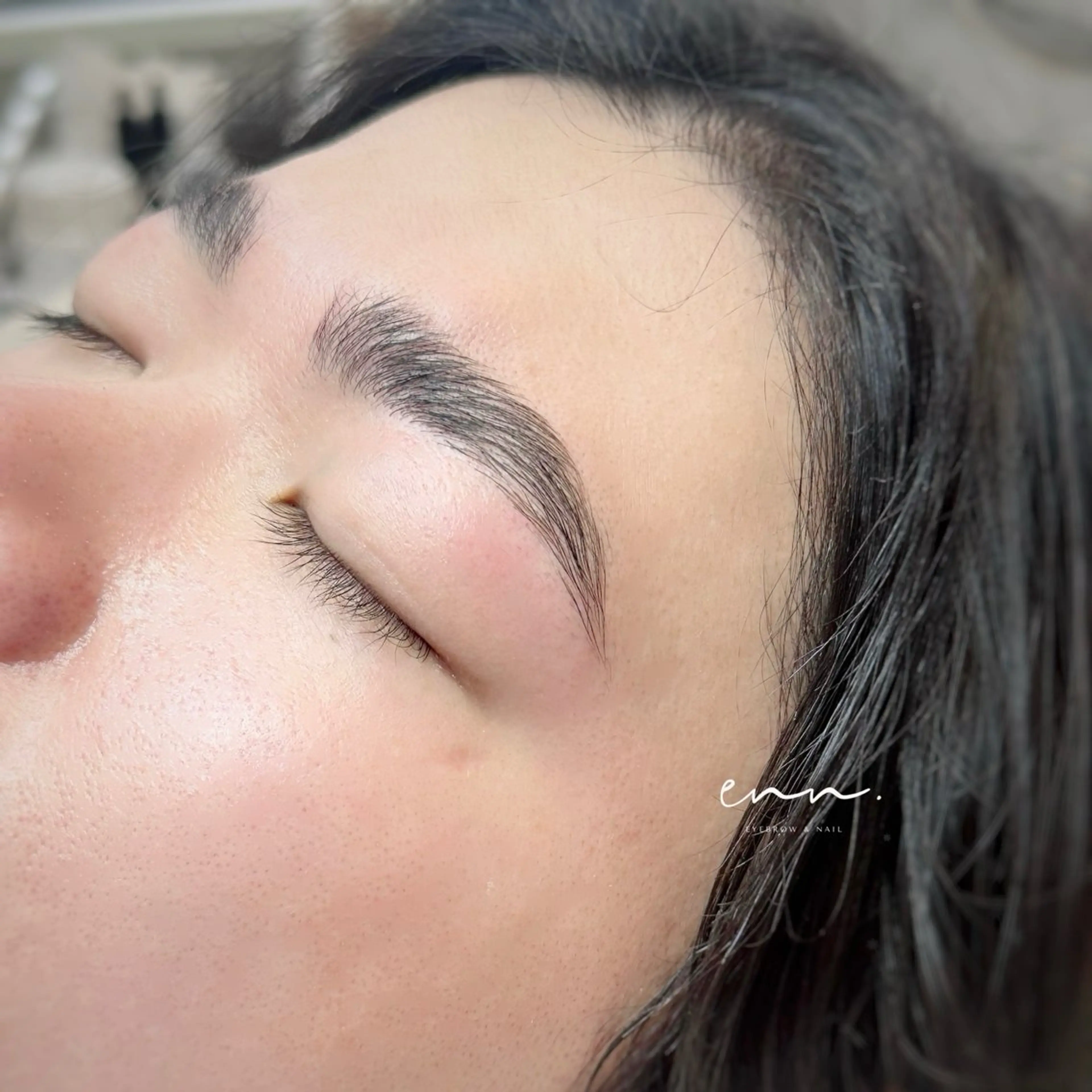 メンズ アイブロウ メンズパーマ ハリウッドブロウリフト メンズアイブロウ 眉毛ワックス脱毛 ワックス脱毛 その他(アイブロウ) enn.《エンドット》所属・enn. 【眉毛/ネイル】のネイルデザイン