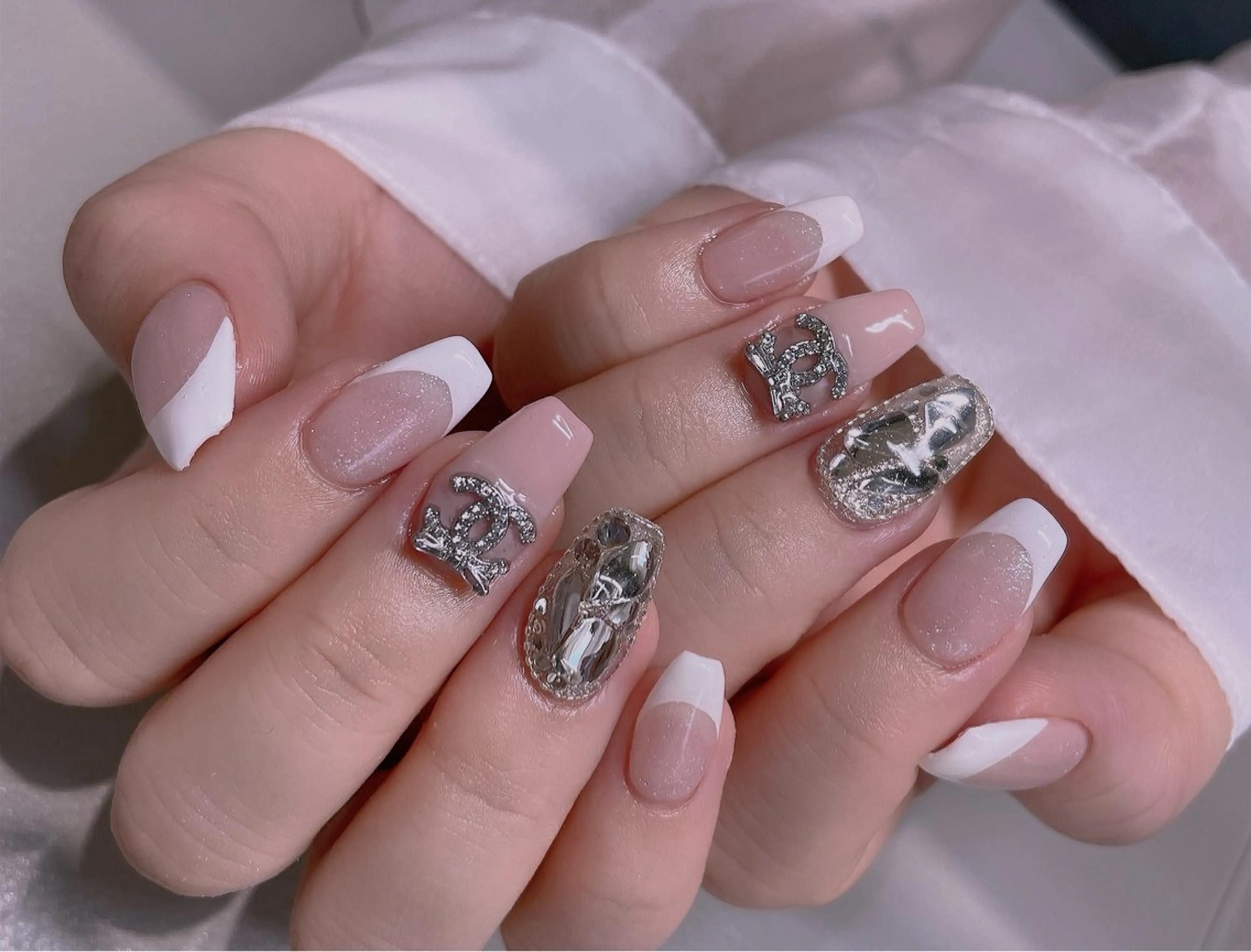 ネイル ハンドネイル ❤️ aura❤️のネイルデザイン