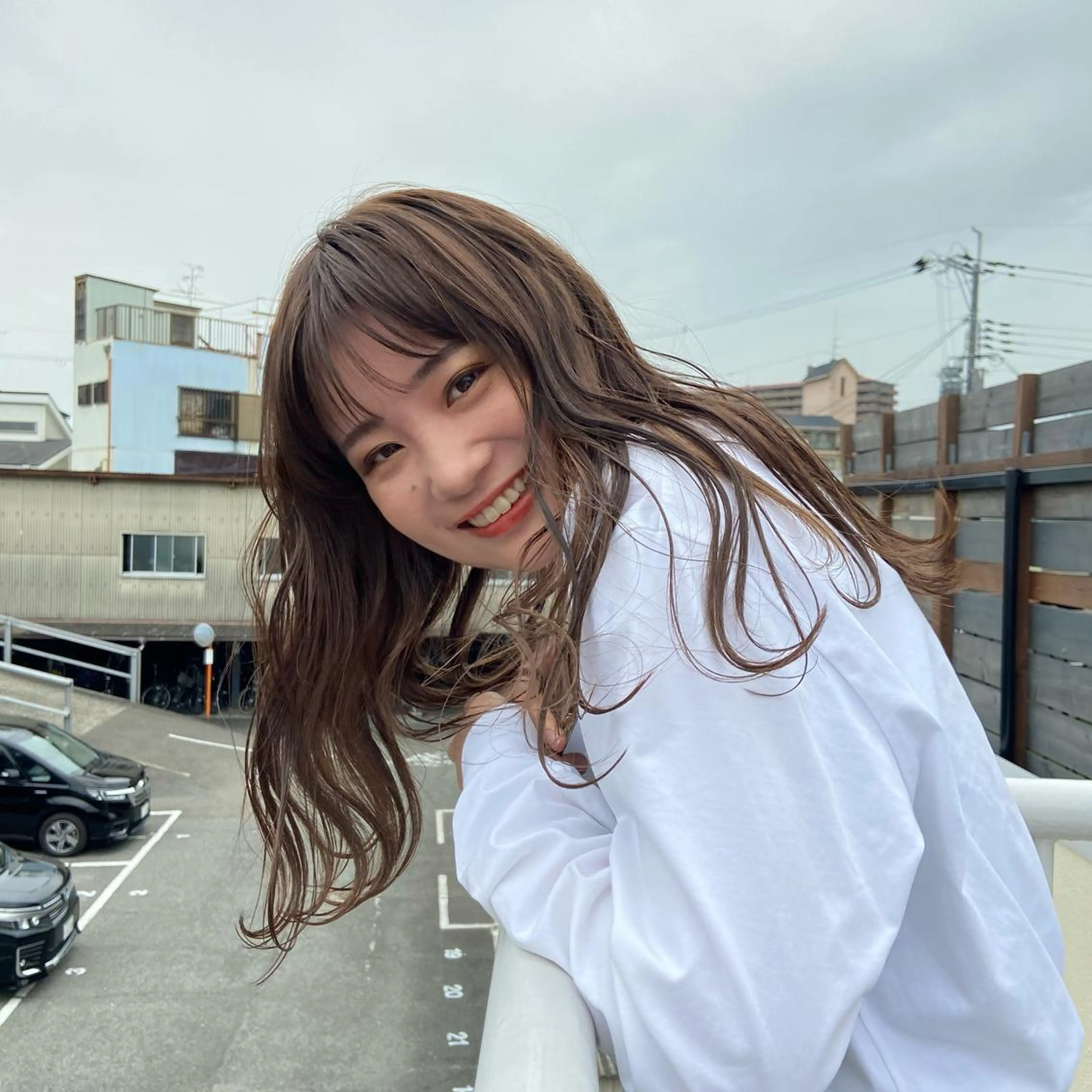 ロング カラー ヘアアレンジ ベージュカラー ブラウンカラー ナチュラルブラウン TIDEHAIR SHIHOのヘアスタイル