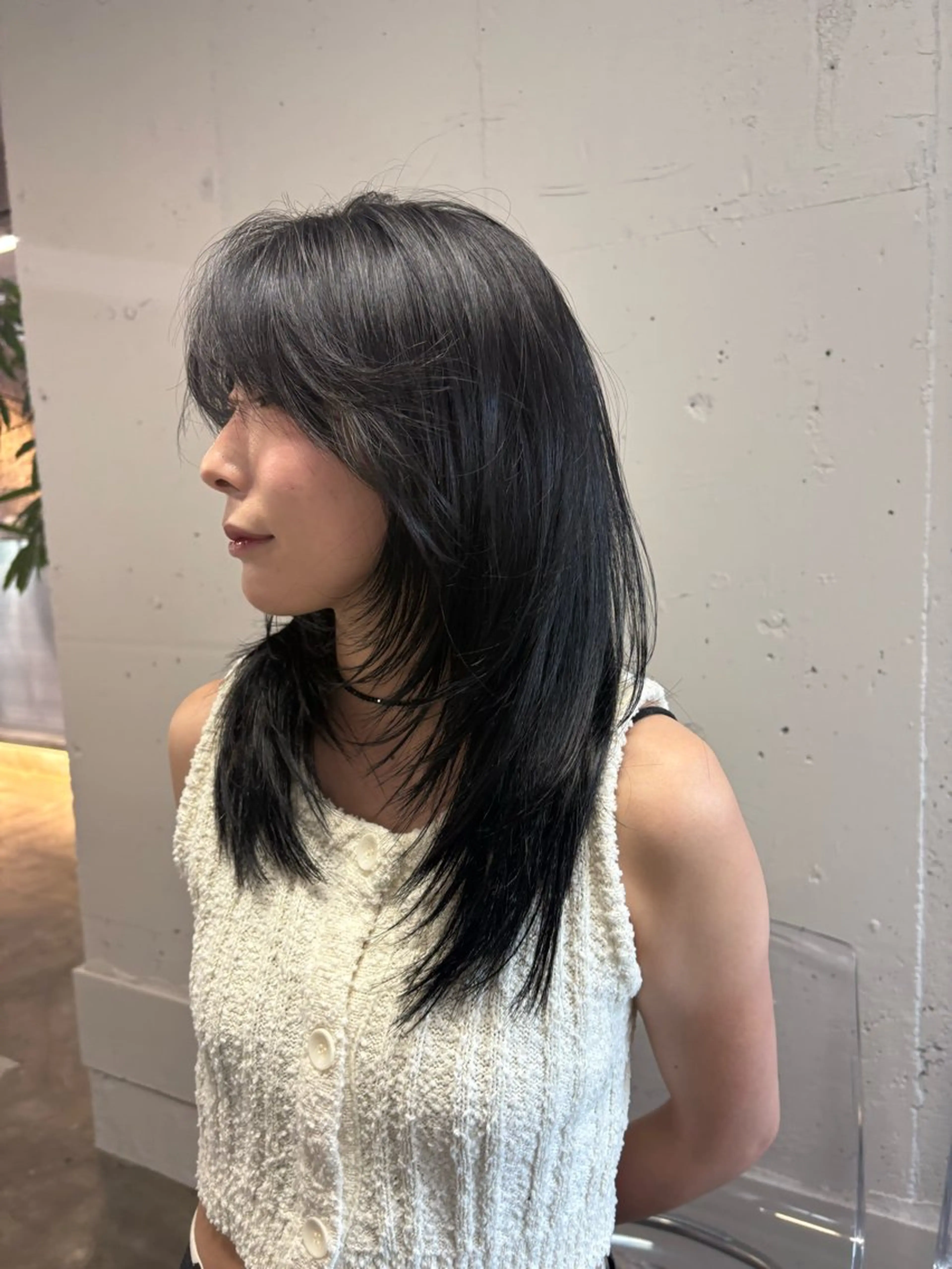 セミロング saya🎀似合わせ レイヤーカットのヘアスタイル