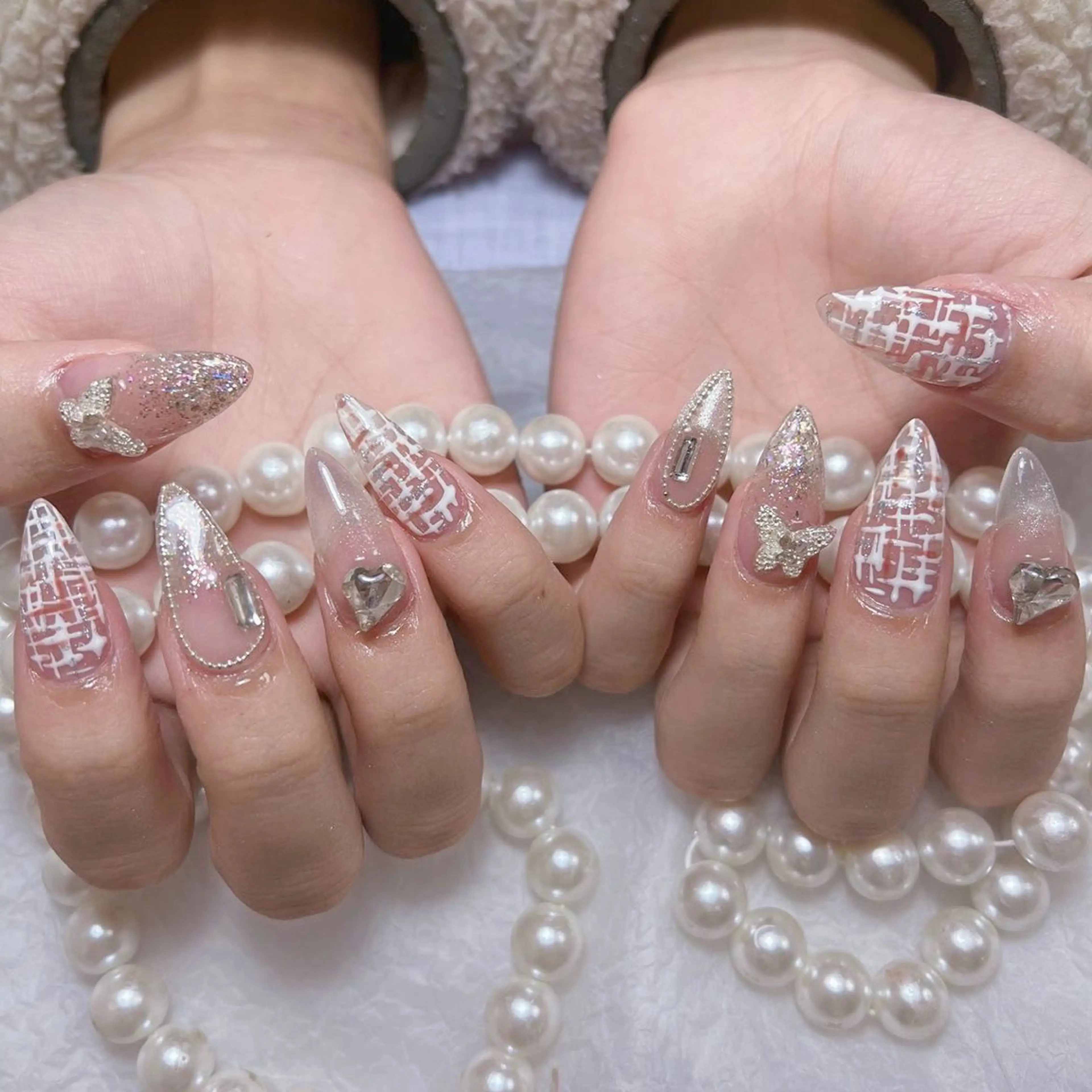 ネイル ハンドネイル ハンドケア Momo 🍓のネイルデザイン