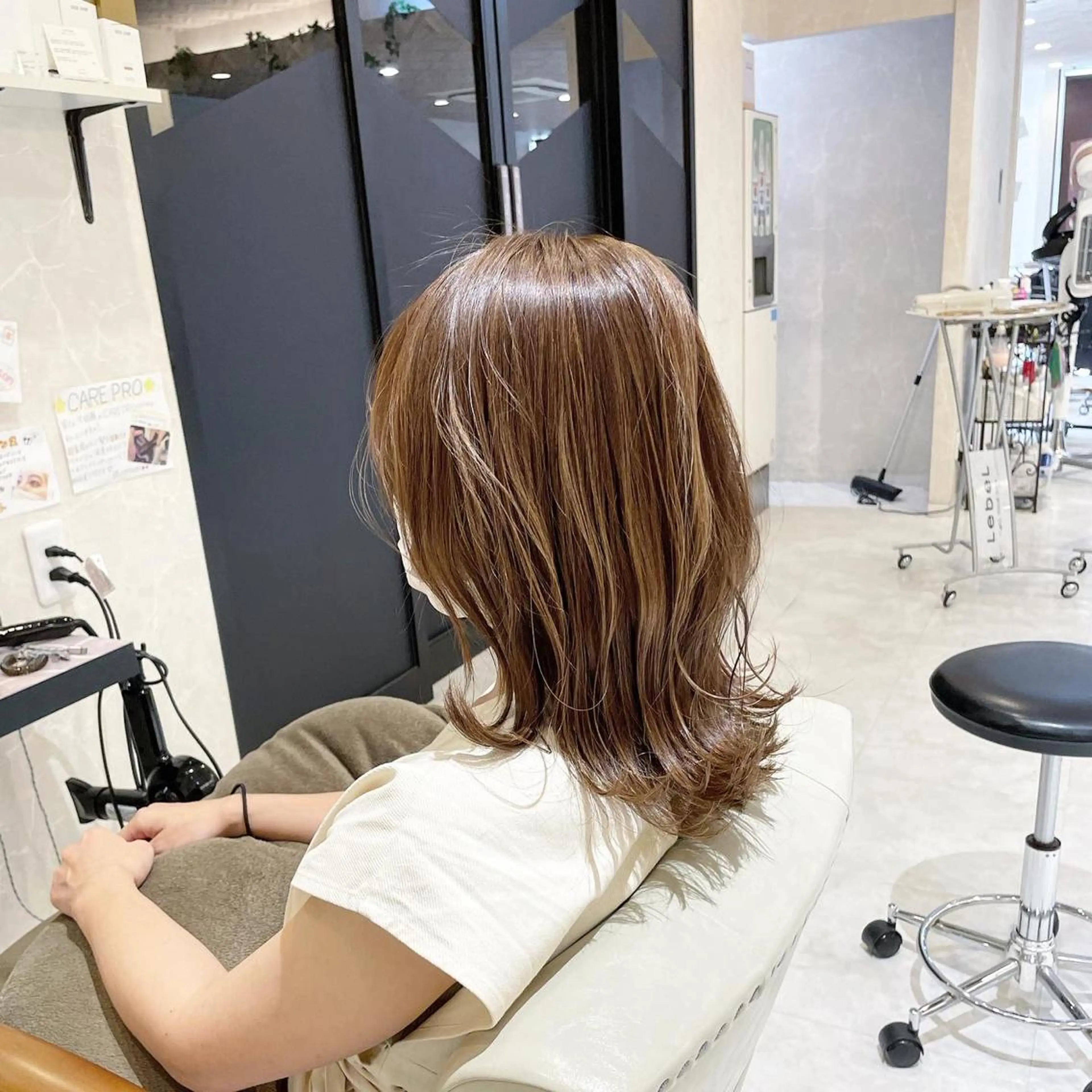 セミロング セミロングパーマ ハイライト 縮毛矯正 本店店長☆ 前原海翔のヘアスタイル