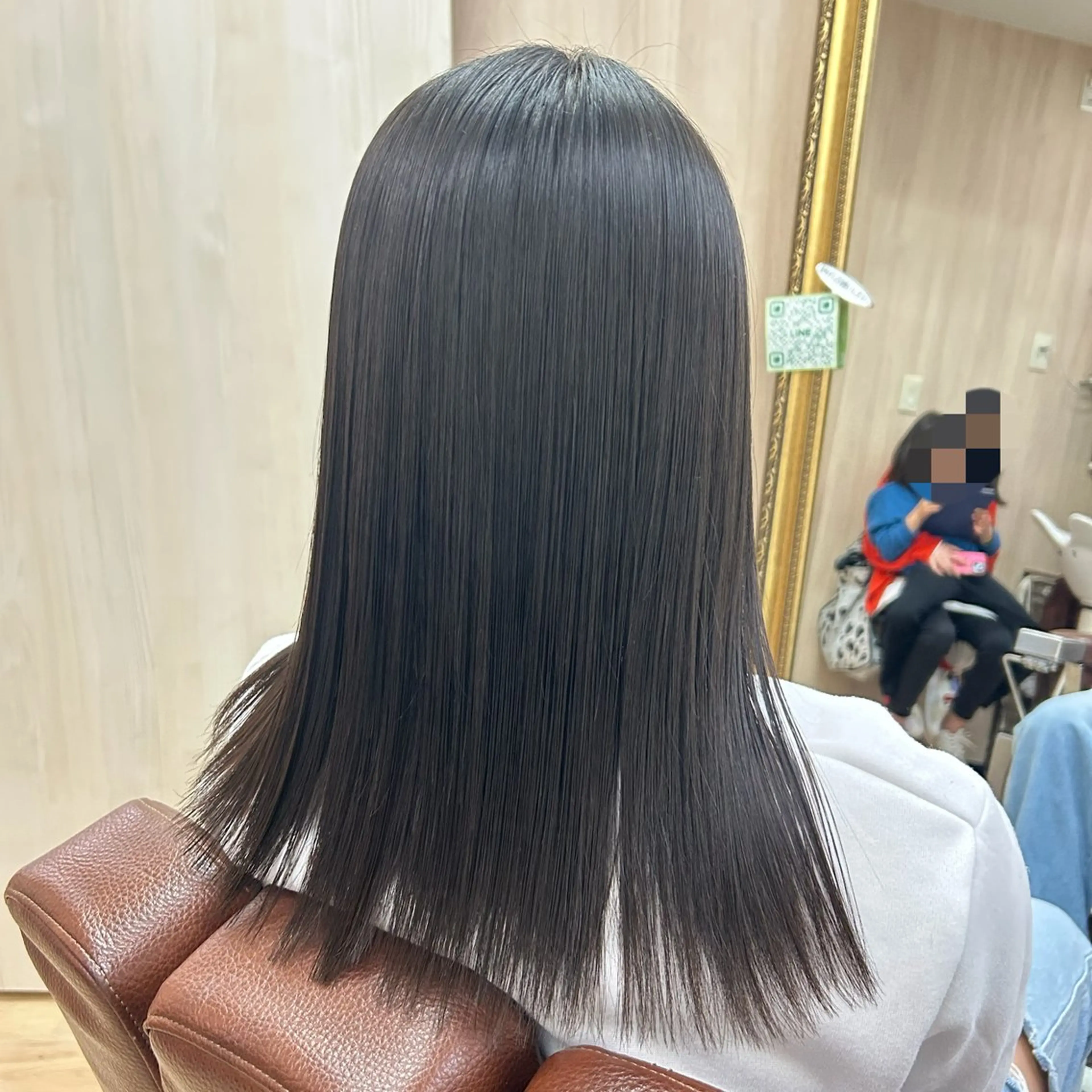 ロング パーマ 学生 縮毛矯正 カット 縮毛矯正 トリートメント イワサ カオリのヘアスタイル