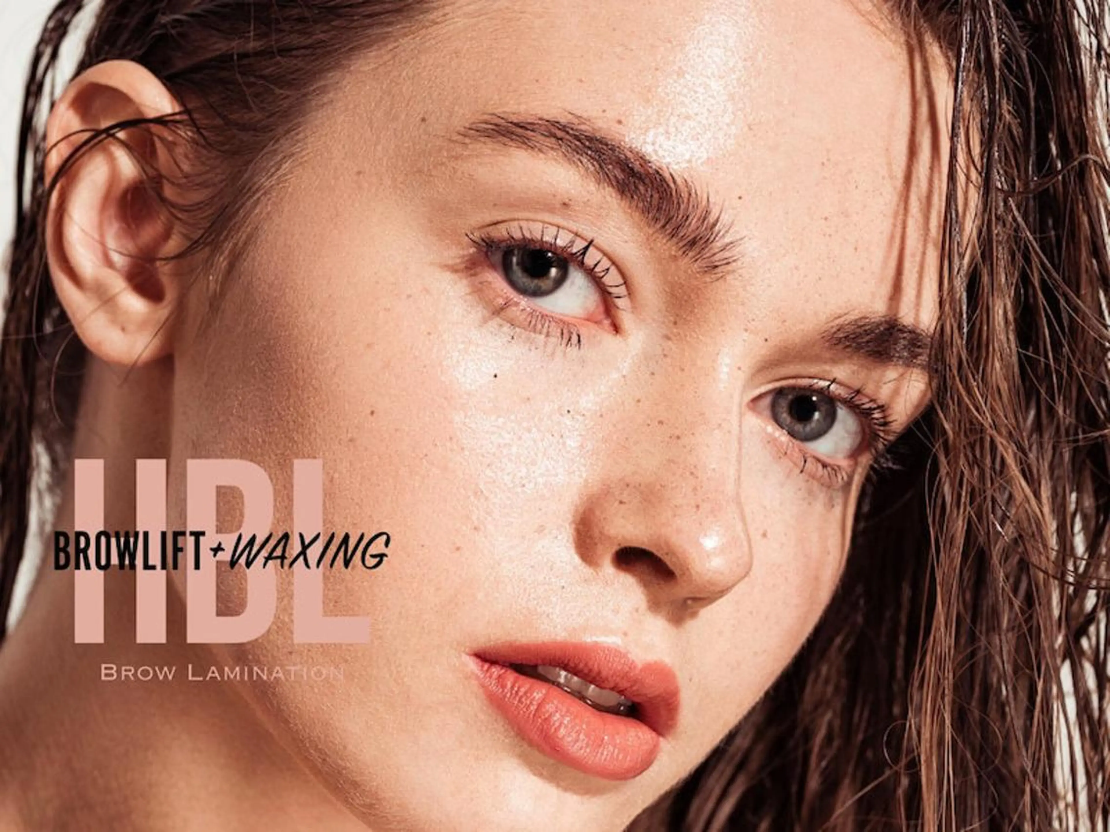 アイブロウ Aspii アスピーのネイルデザイン