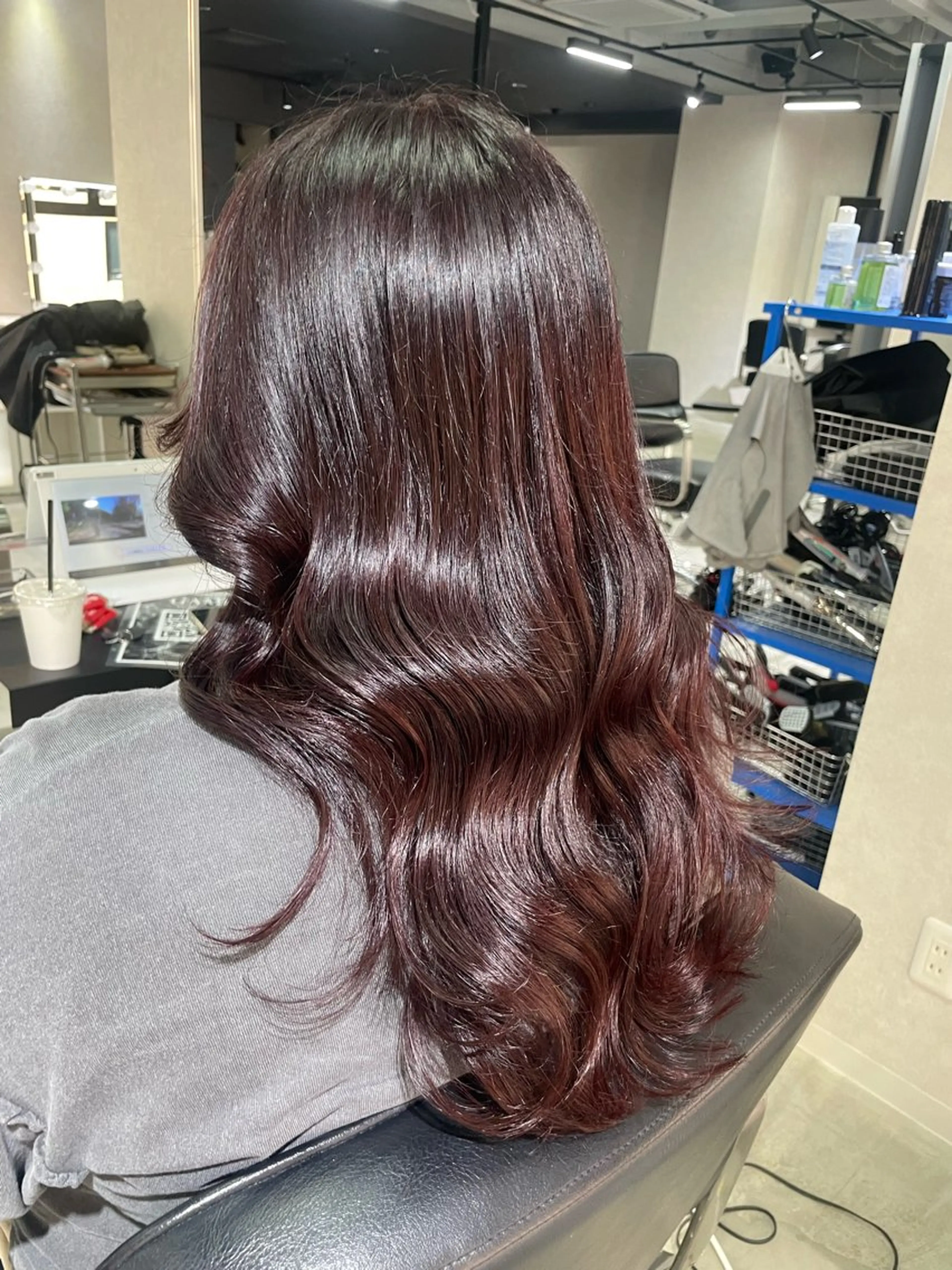 ロング カラー レッドカラー レイヤーカット 縮毛矯正 カット ヘアカラー レイヤー /髪質改善/ariのヘアスタイル