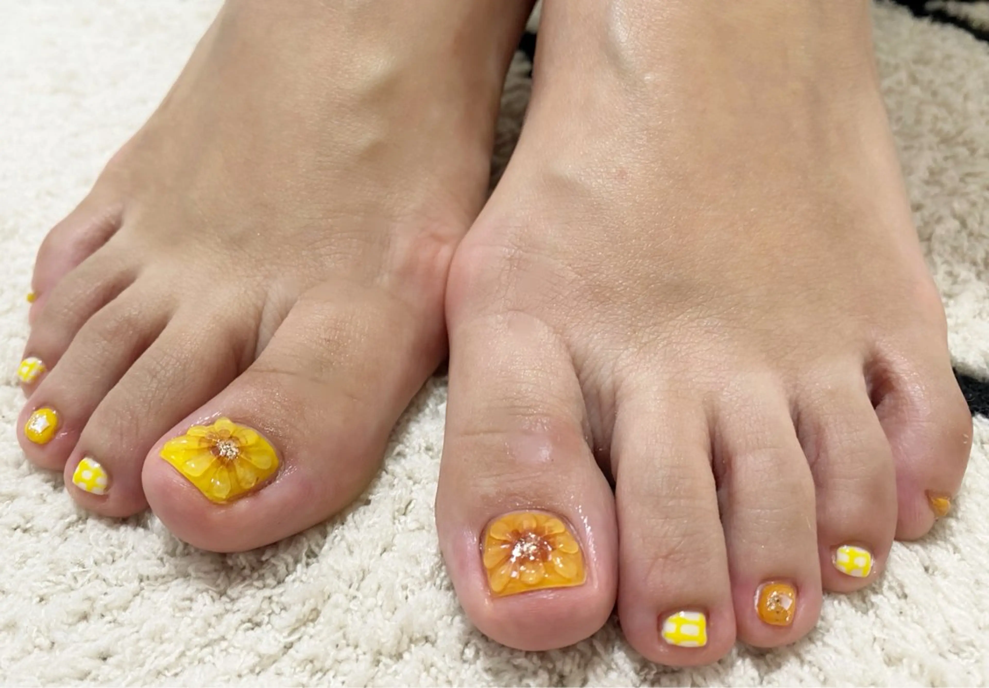 ネイル フットネイル 持ち込み ハンドネイル ネイルサロン nail_upのネイルデザイン