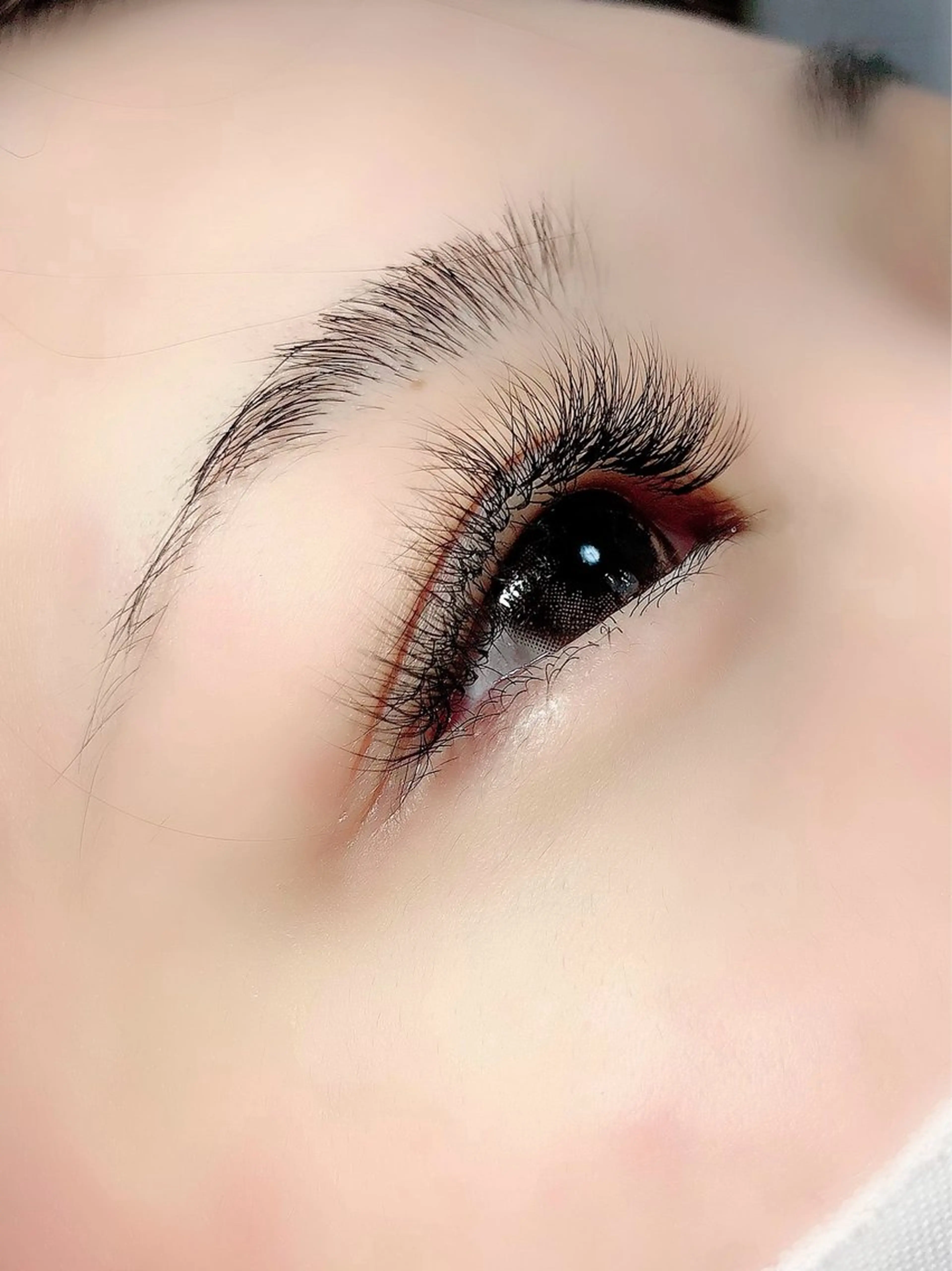 ボリュームラッシュ１００本　　オフを希望される方はご予約時にお知らせください。他店オフ➕550円の写真