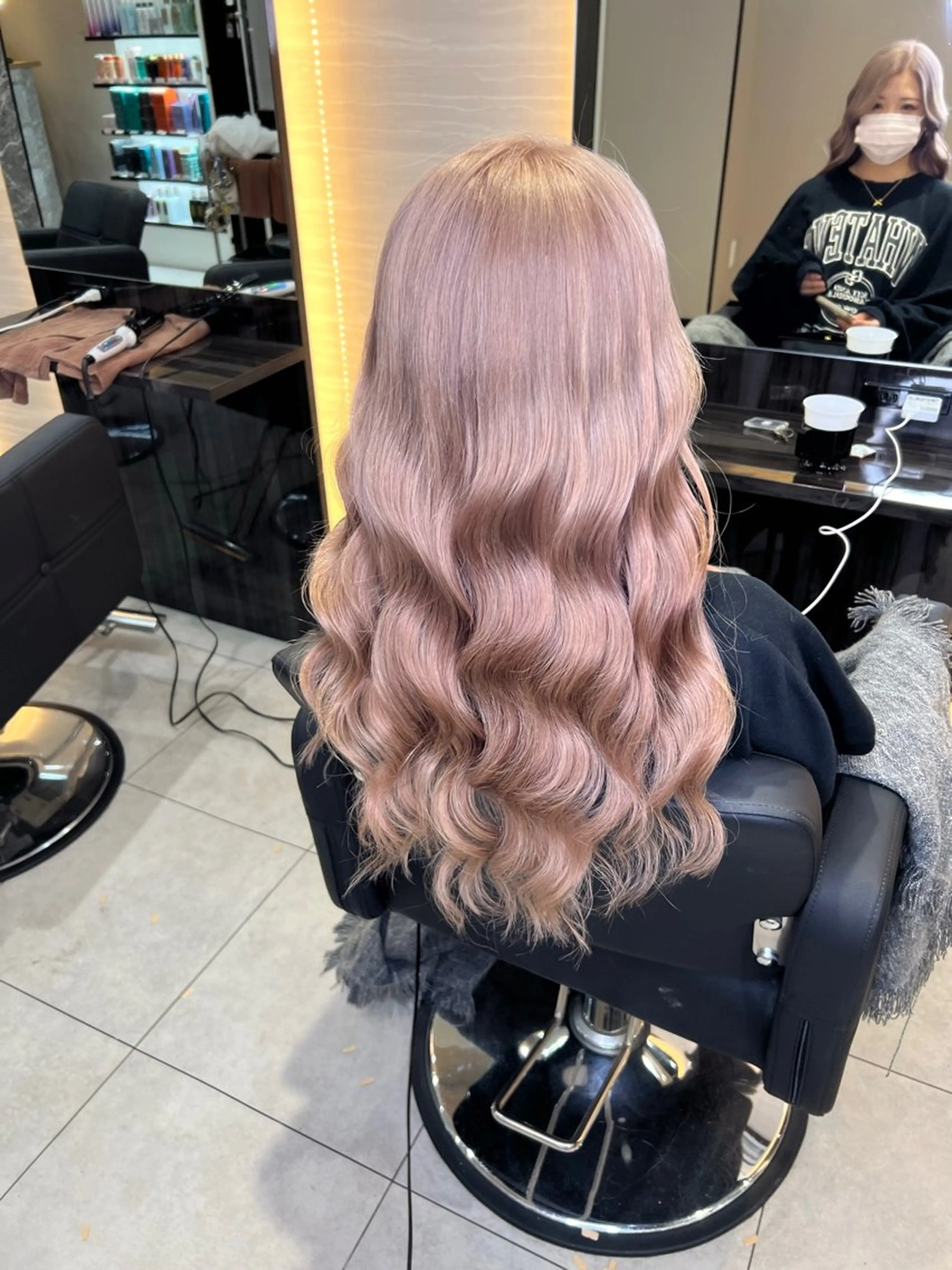 ロング 🌈カラー特化 ハイトーンけいと🌈のヘアスタイル