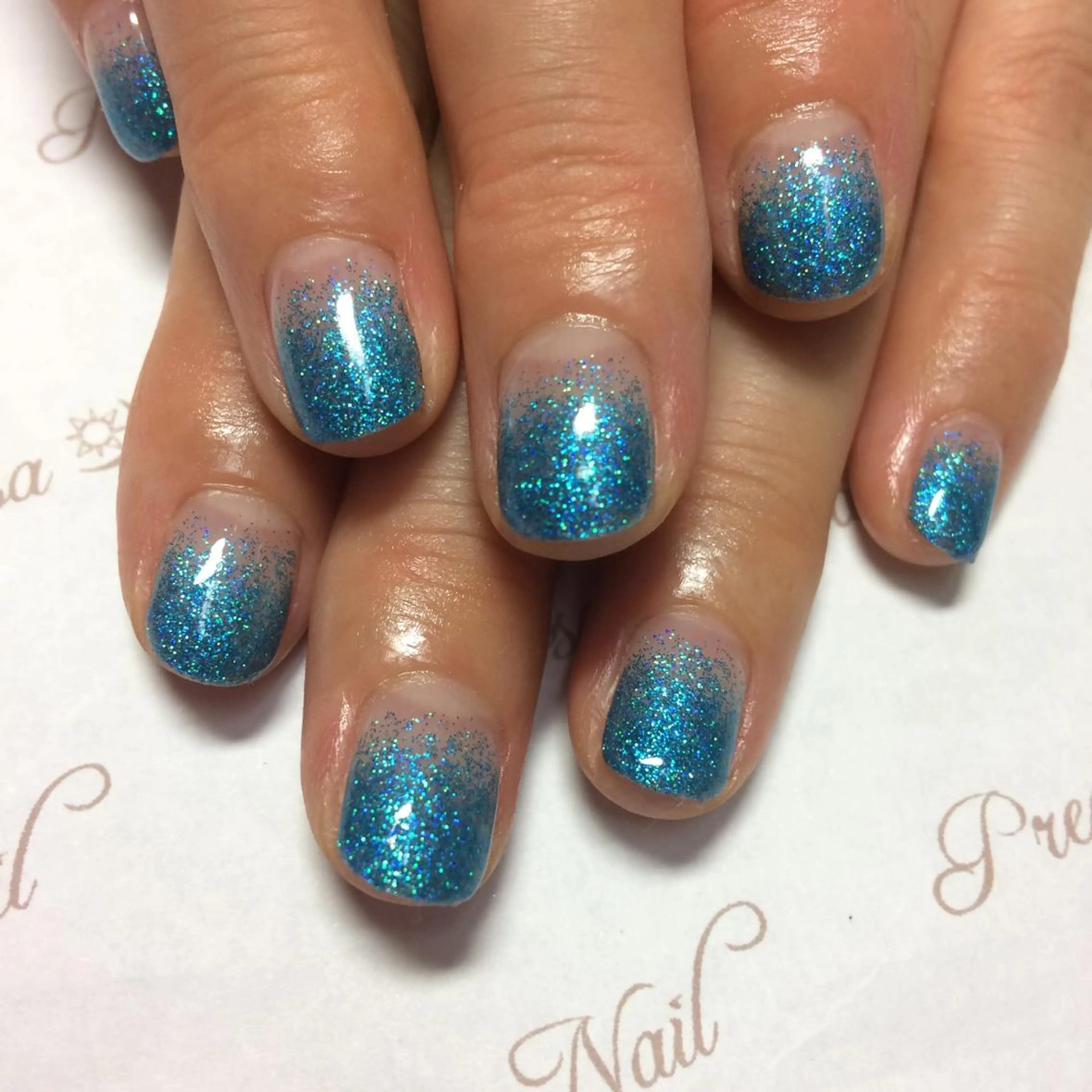 ネイル preciosa.nail所属・久場 晴美のネイルデザイン