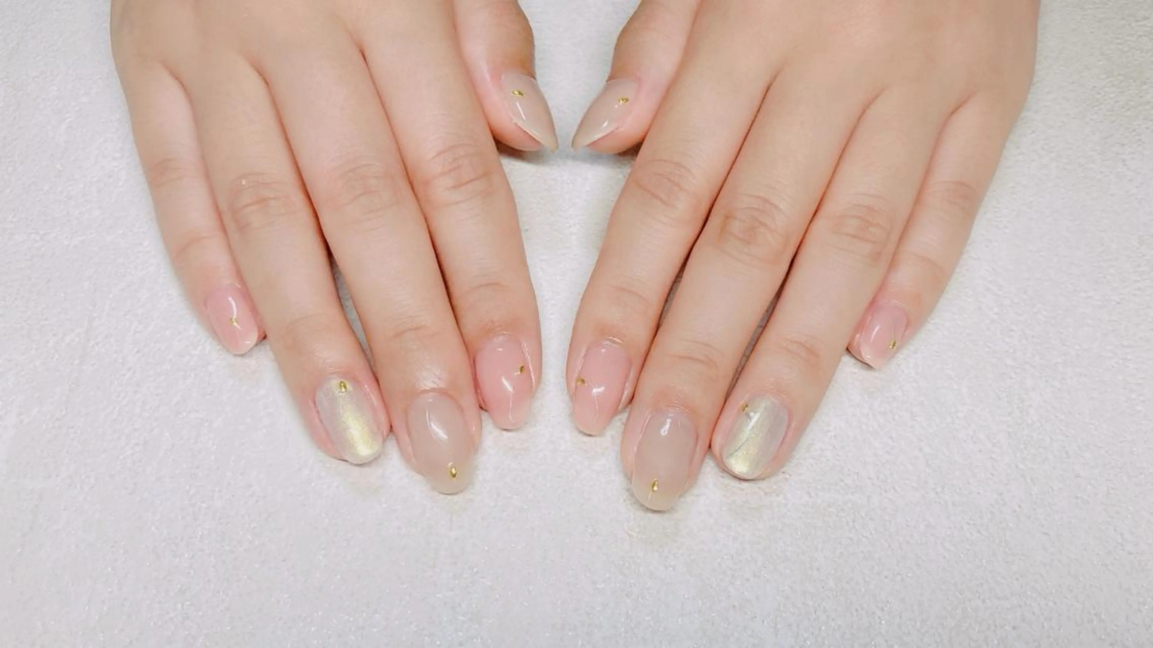 ネイル ewt miniのマツエク・マツパデザイン