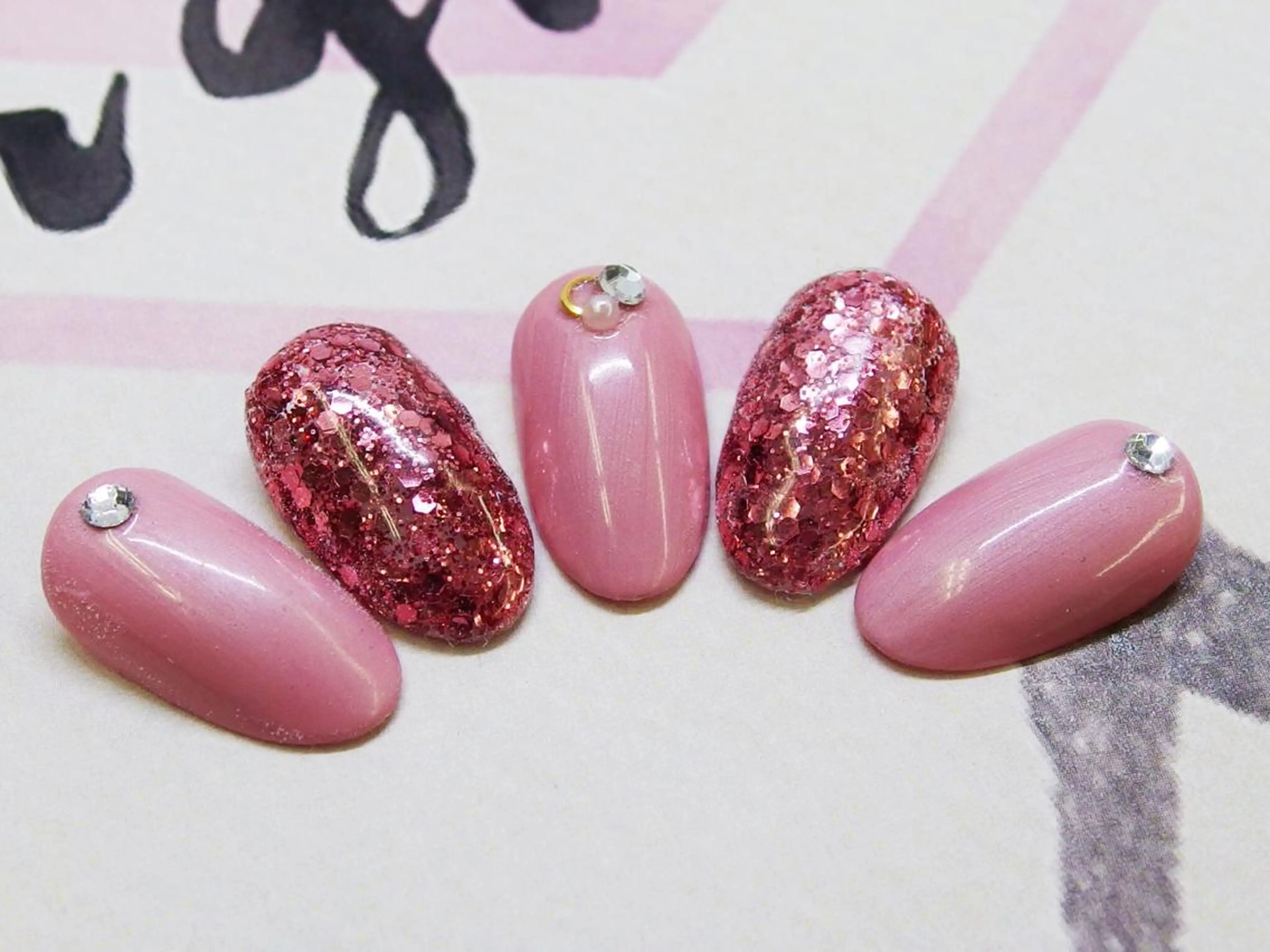 ネイル ティーエヌ 金山駅東口店のネイルデザイン