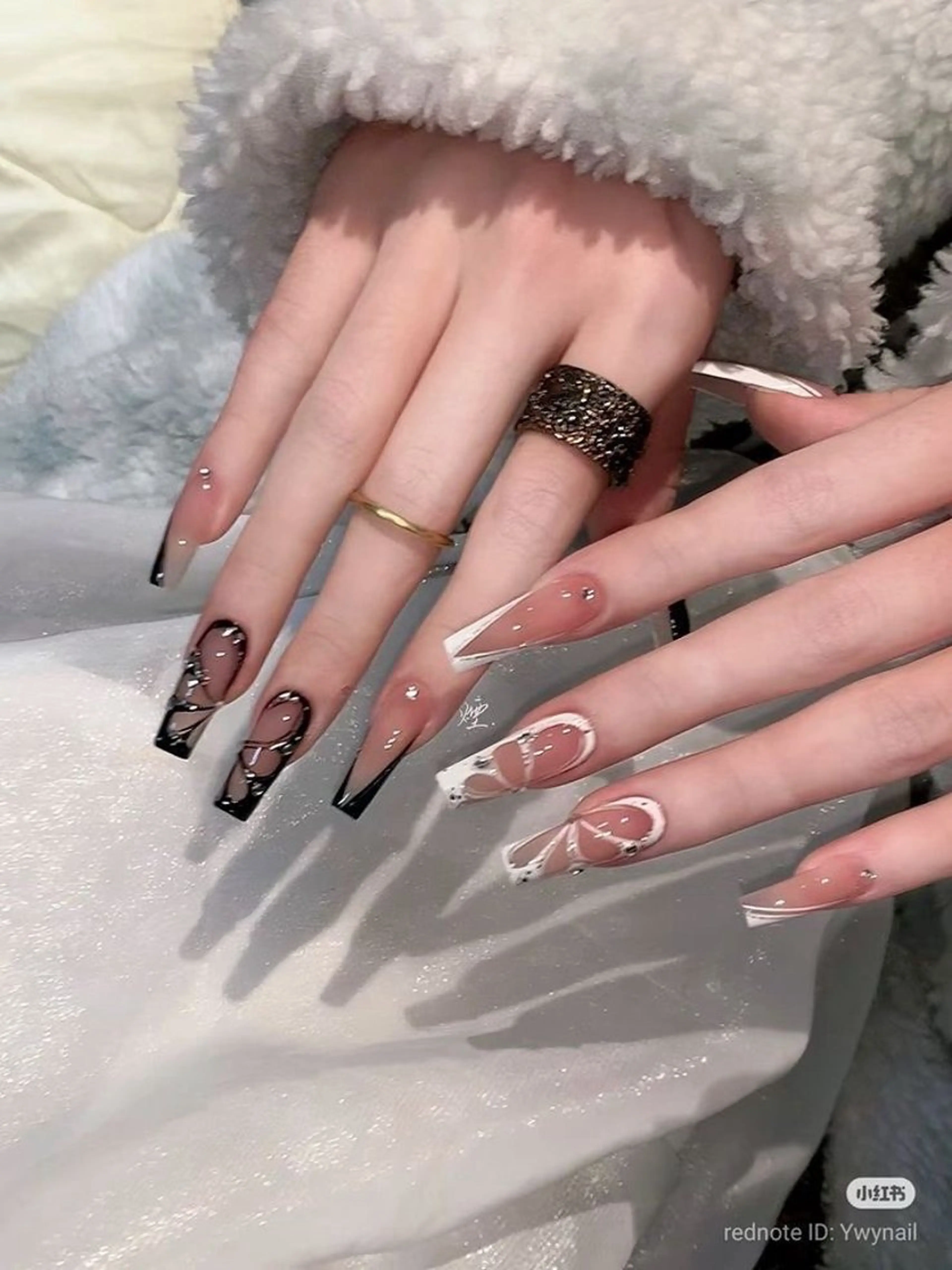 ネイル Queen Nail 　クイーンネイルのネイルデザイン