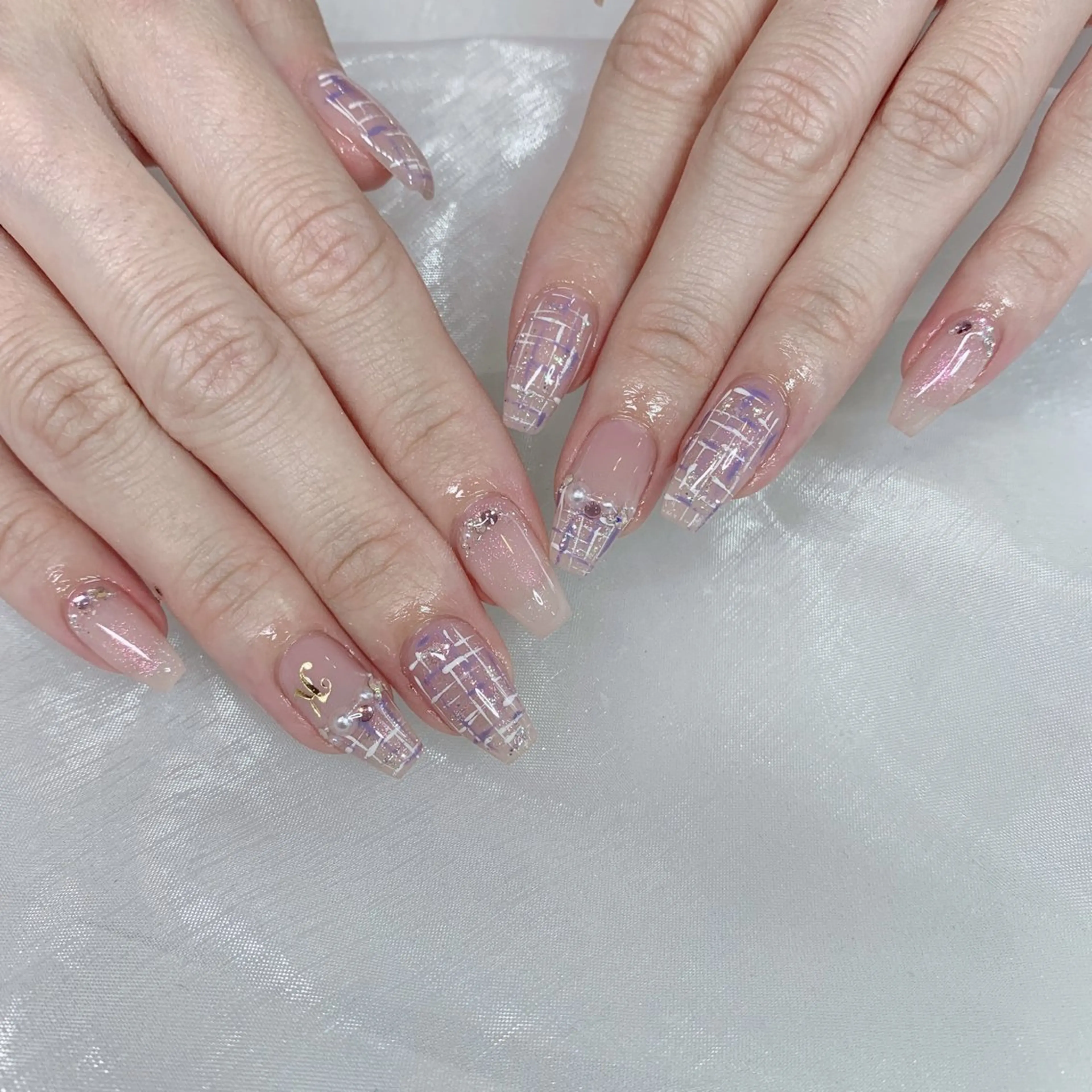 ネイル ハンドネイル La neige* yuki 🥯🍑のネイルデザイン