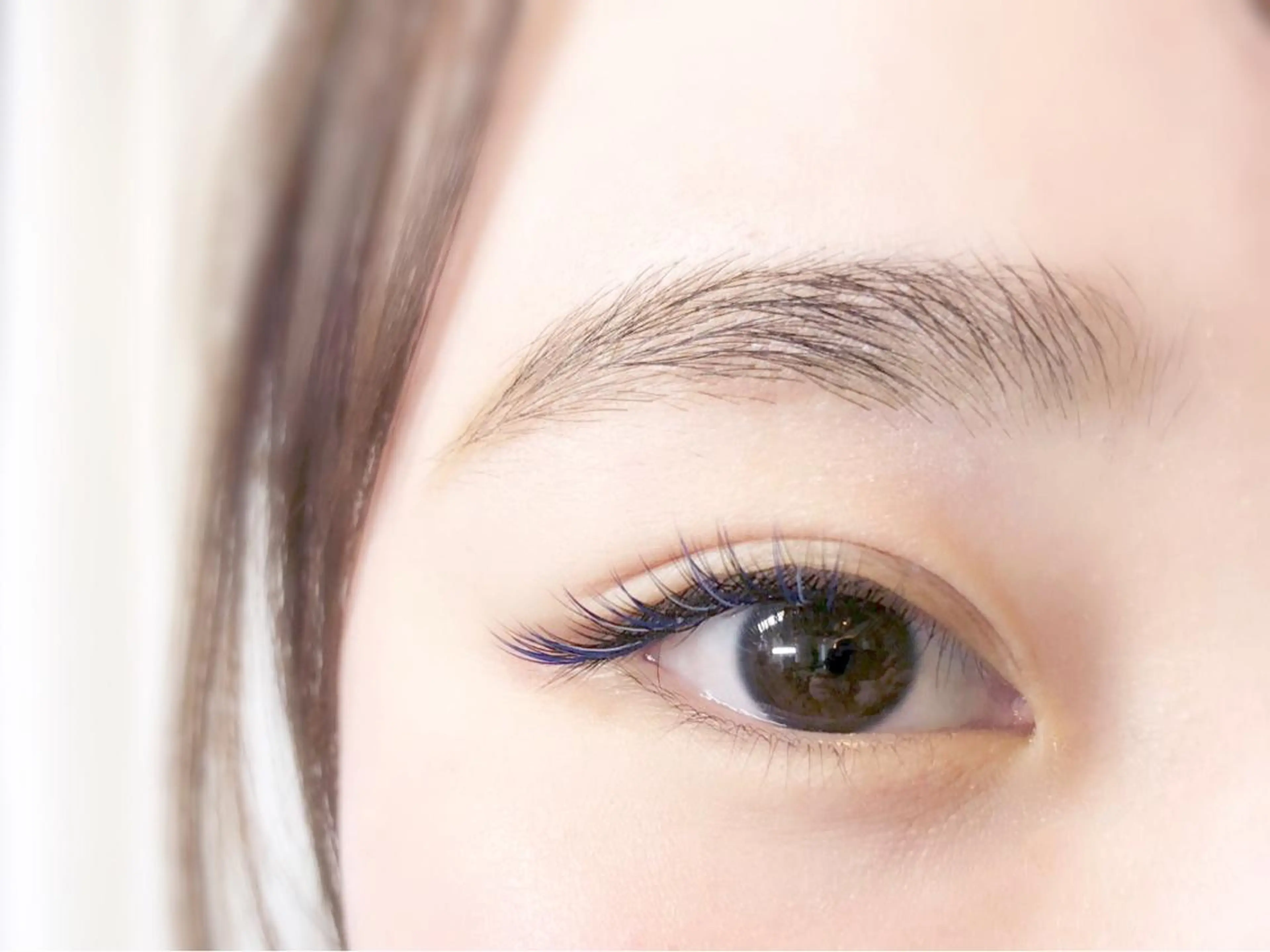 カラー マツエク・マツパ フラットラッシュ パリジェンヌラッシュリフト 下まつげエクステ マツエク salon de beauteJoieの眉毛・アイブロウイメージ