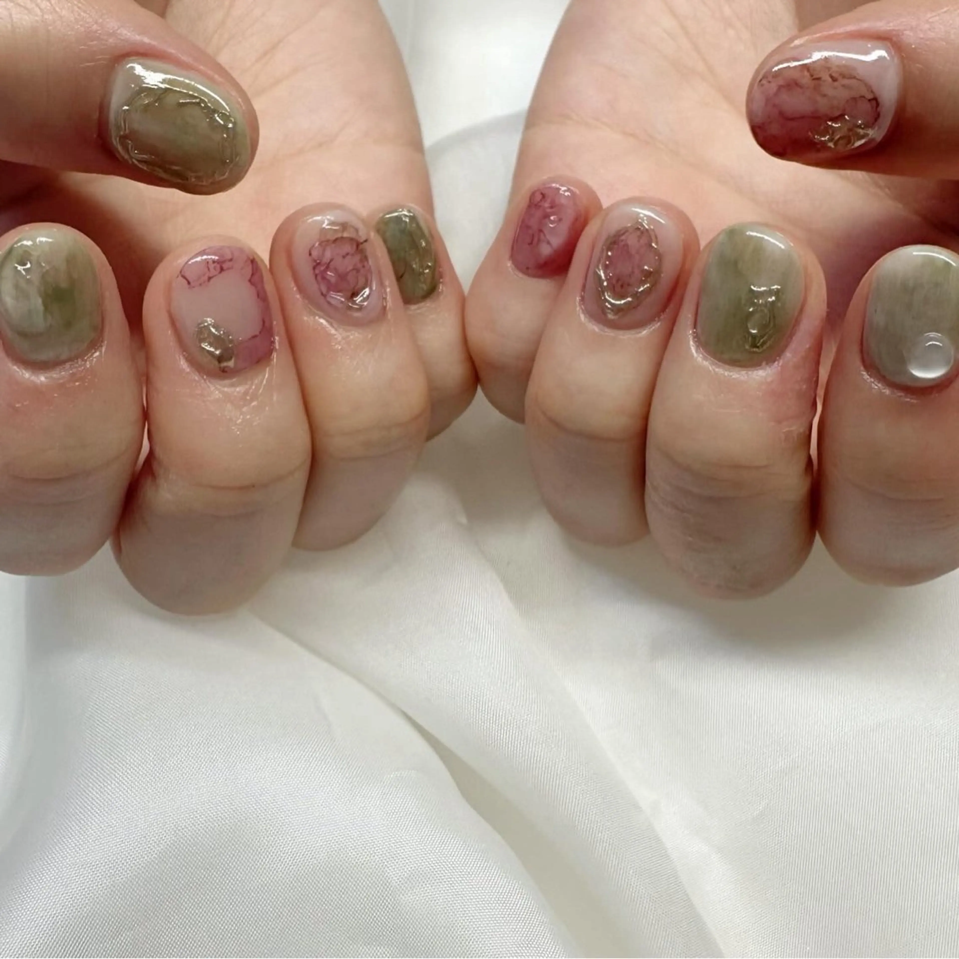 ネイル クリアネイル フレンチネイル 氷ネイル・うるうるネイル 韓国ネイル ミラーネイル 🪞KAPE NAIL 🪞のネイルデザイン