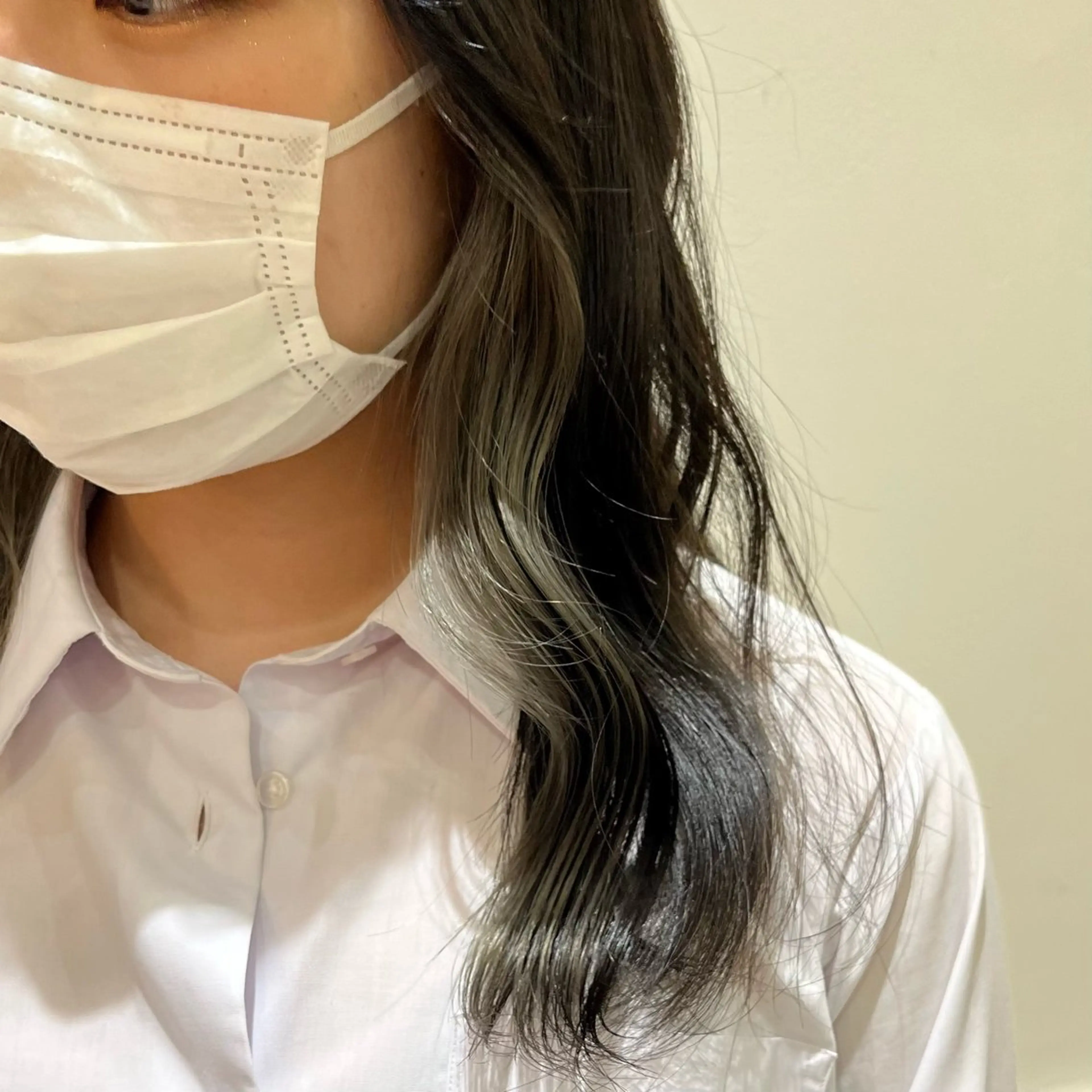 セミロング YUMEKA🩶/ 透明感カラー🥣のヘアスタイル