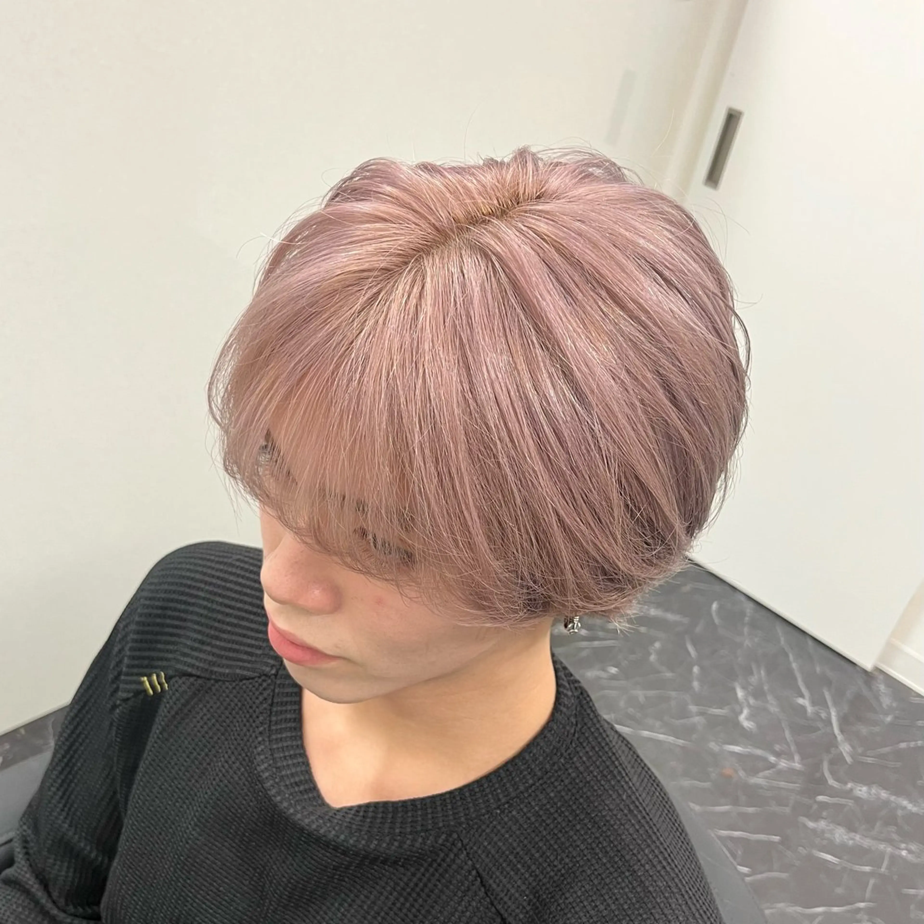 【👦🏻メンズ派手髪好きはこちら👦🏻】ケアブリーチ１回×ケラチントリートメントの写真